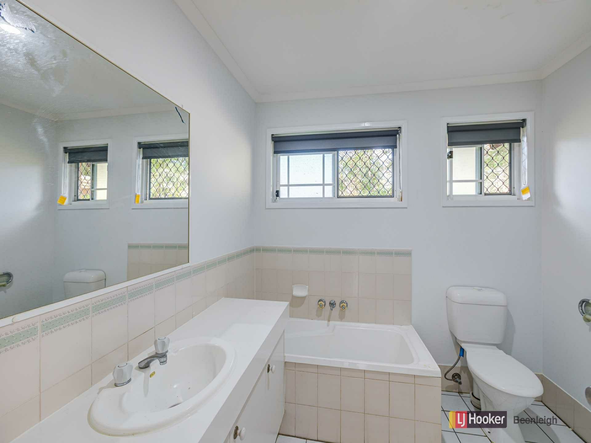 25 Melrose Place, EAGLEBY