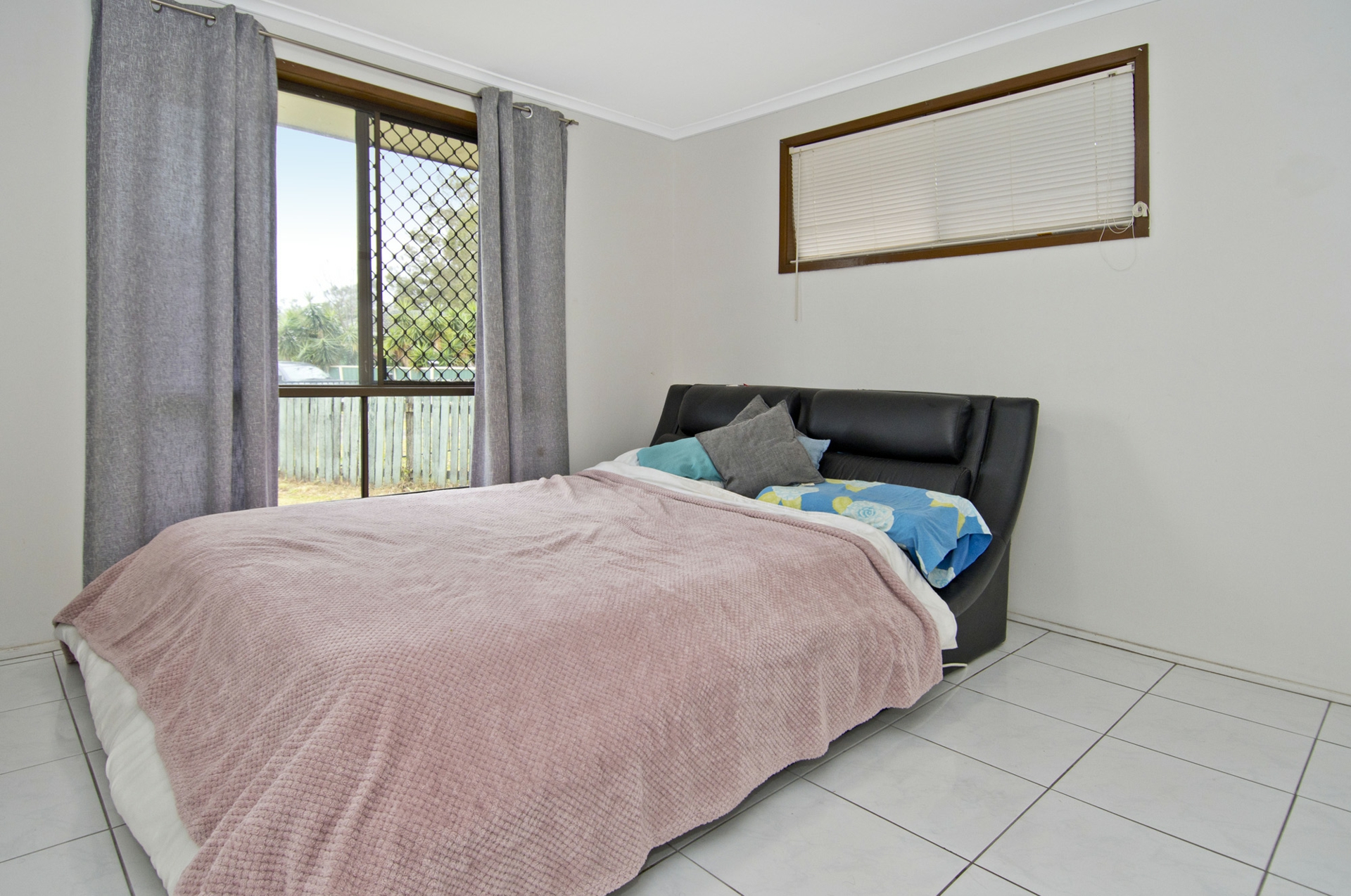 27 Fyshwick Street, Loganholme