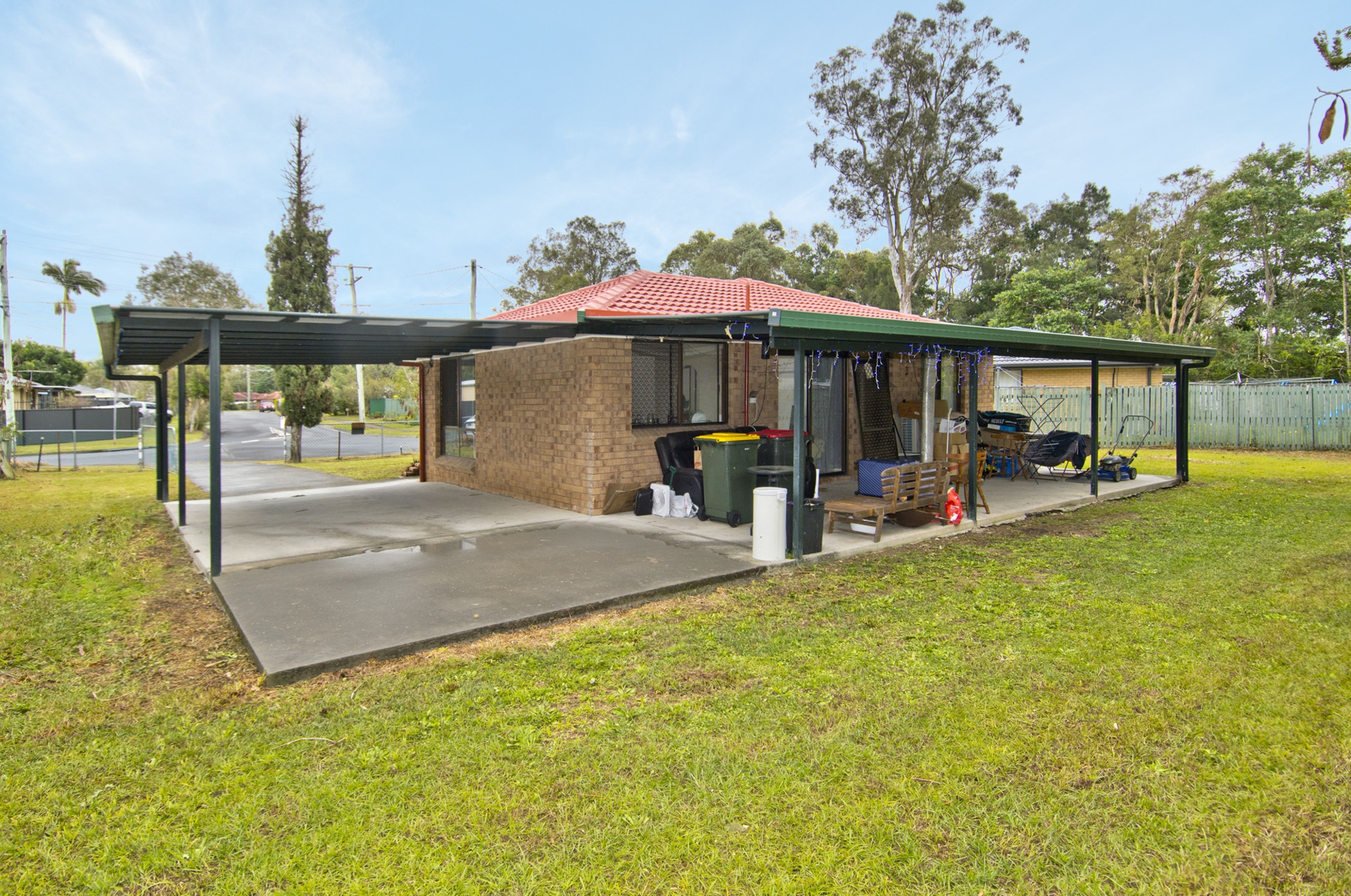 27 Fyshwick Street, Loganholme