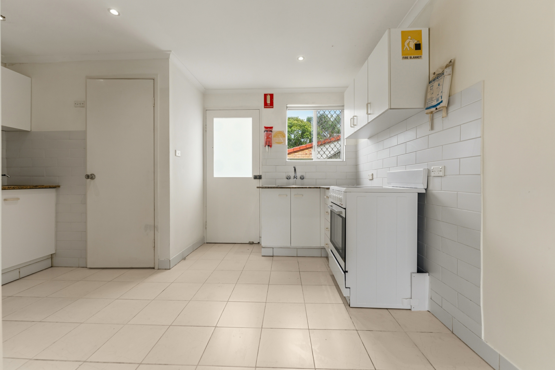 7/90 Milne Street — photo 8 of 17