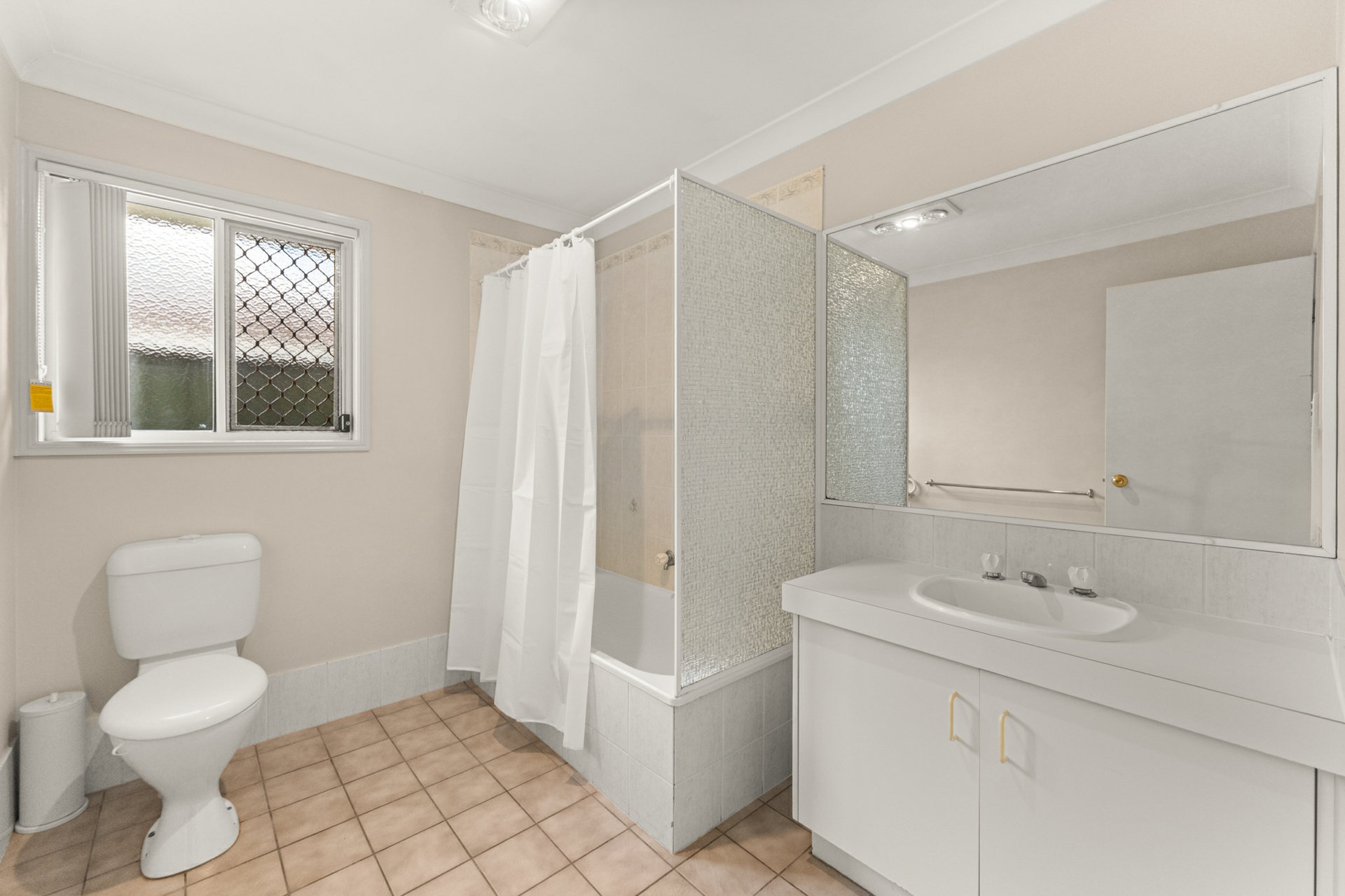 40 Grove Road — photo 11 of 17