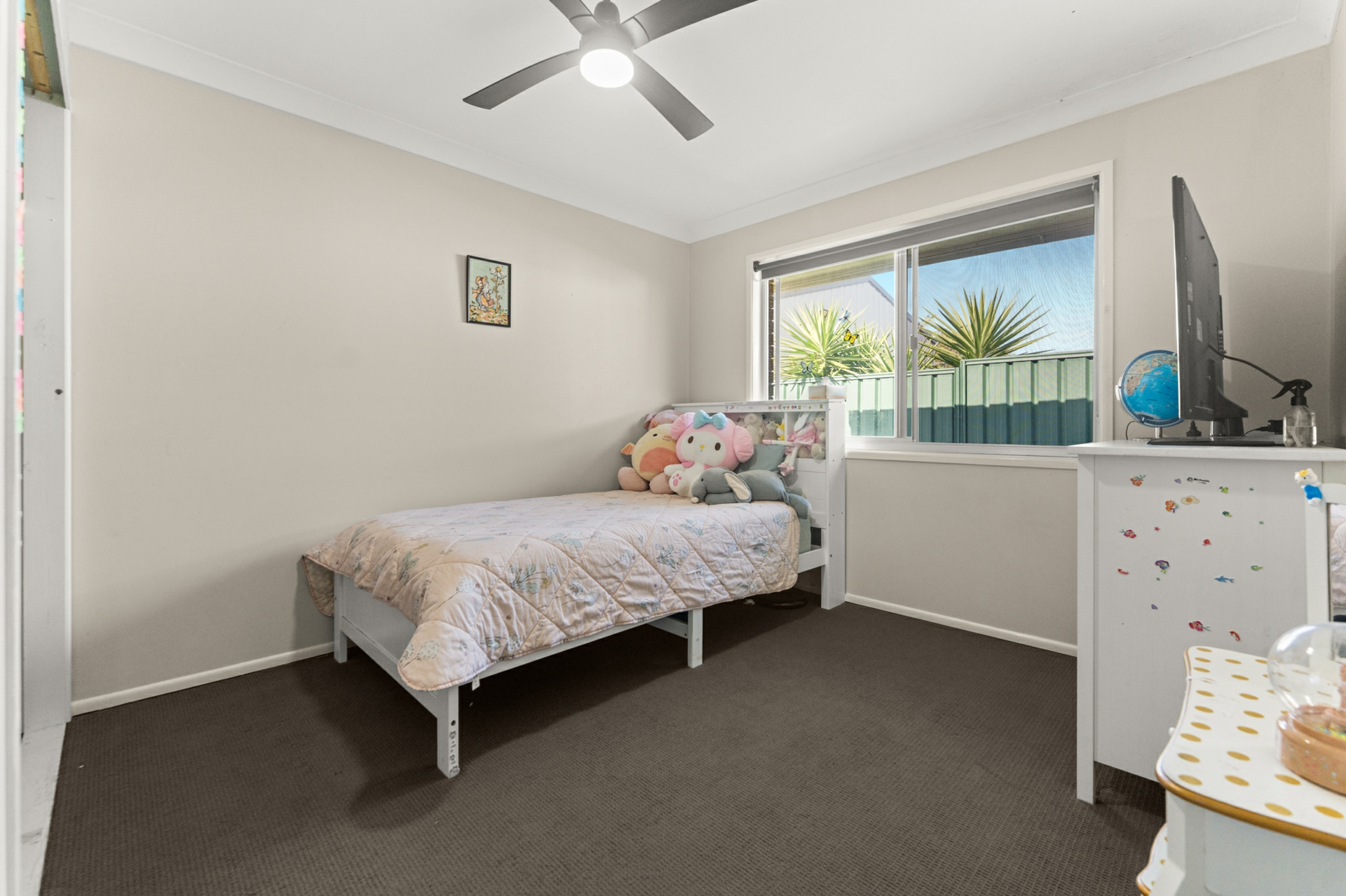 18 Carlyon Street — photo 11 of 23