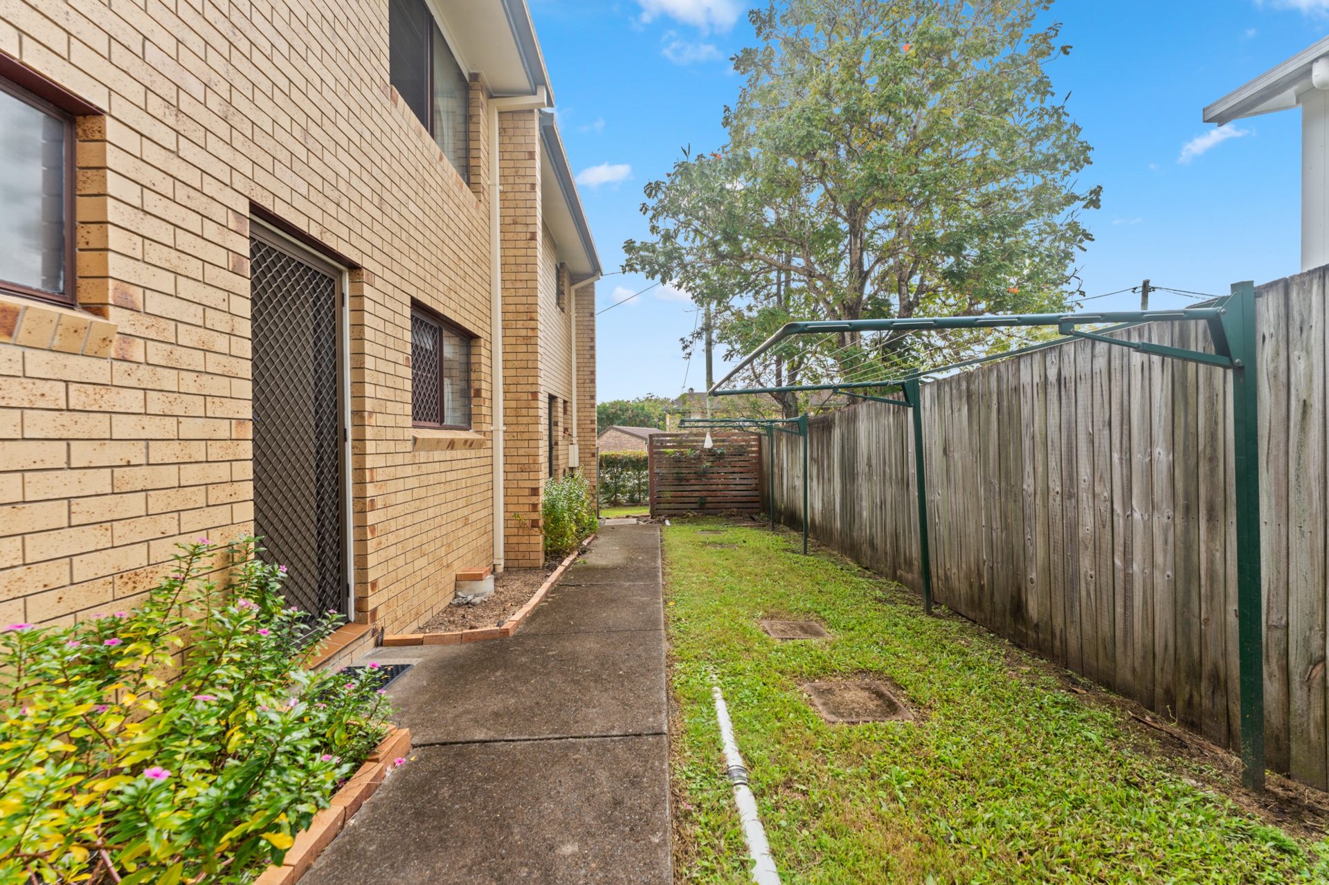 14/8 Ludcke Lane — photo 8 of 15
