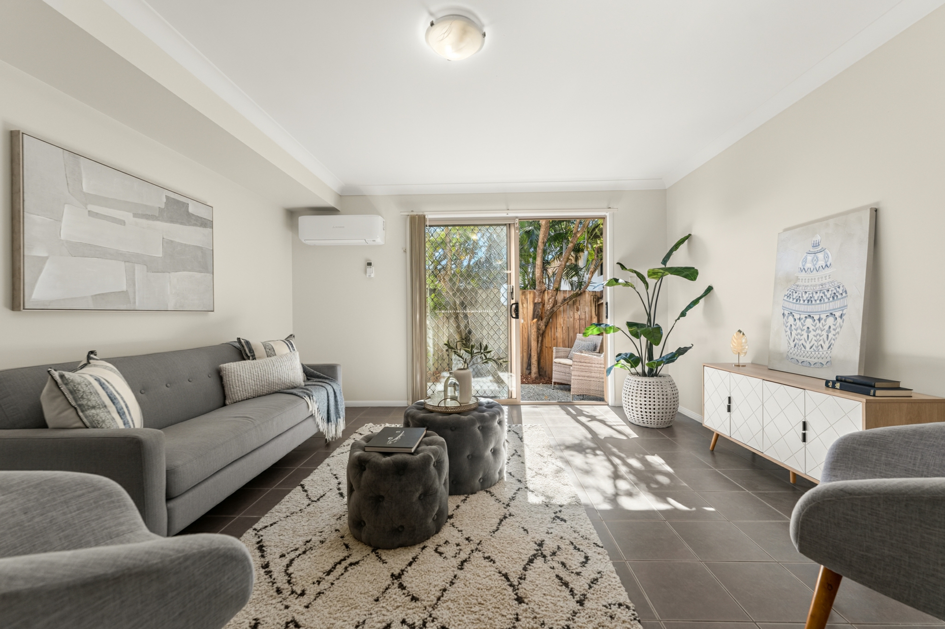 28/154 River Hills Road — photo 4 of 27