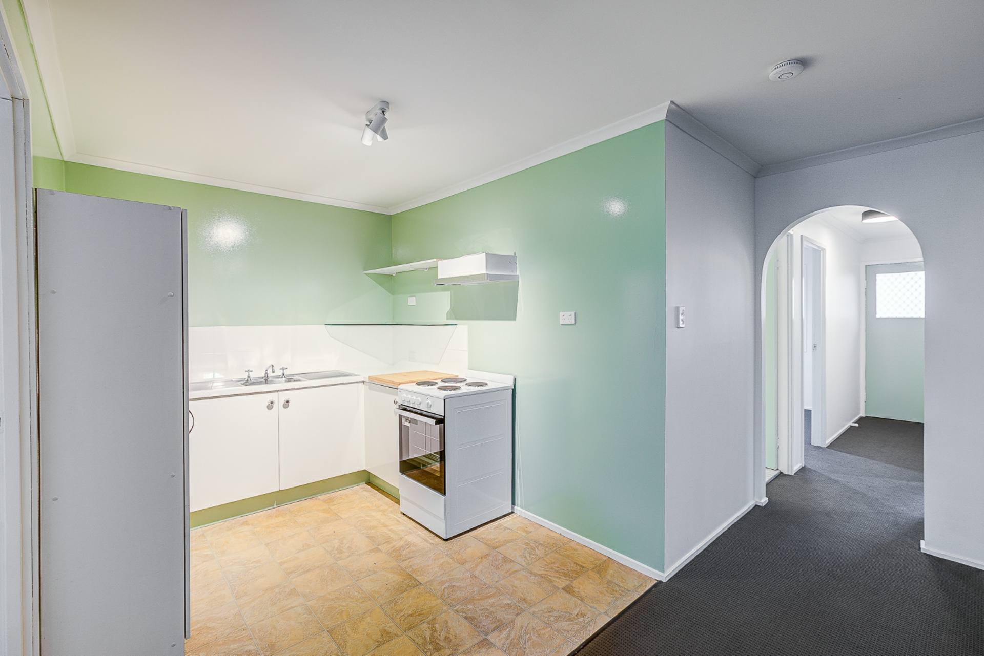 35/31 Nyanza Street — photo 3 of 22