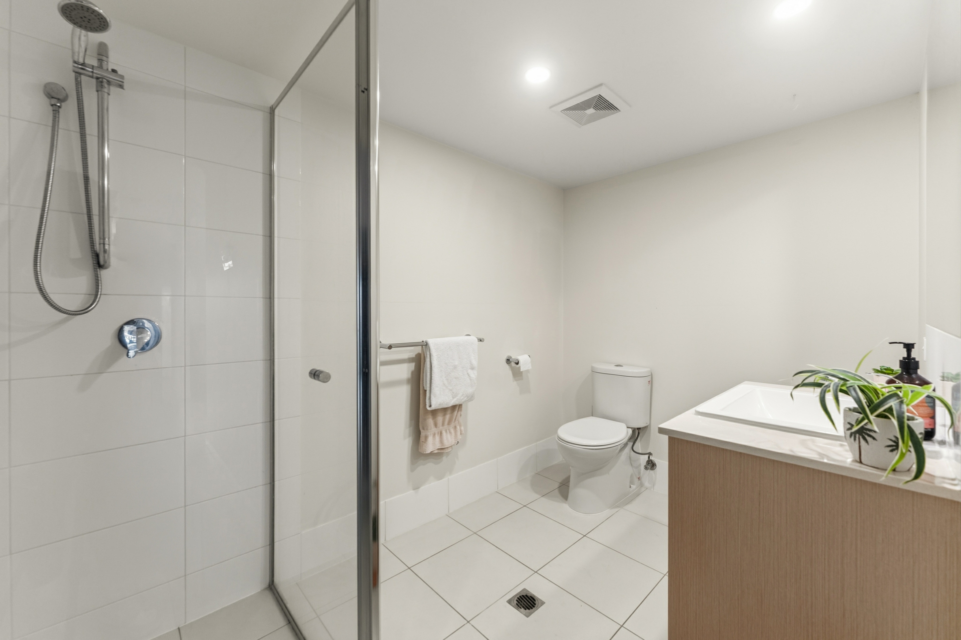 4/53-55 Alamein Street — photo 13 of 16