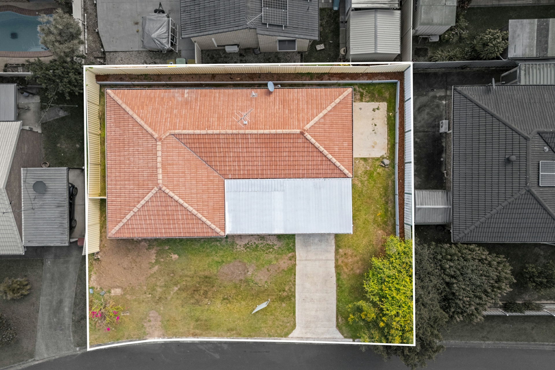 3 Manhattan Drive — photo 24 of 26