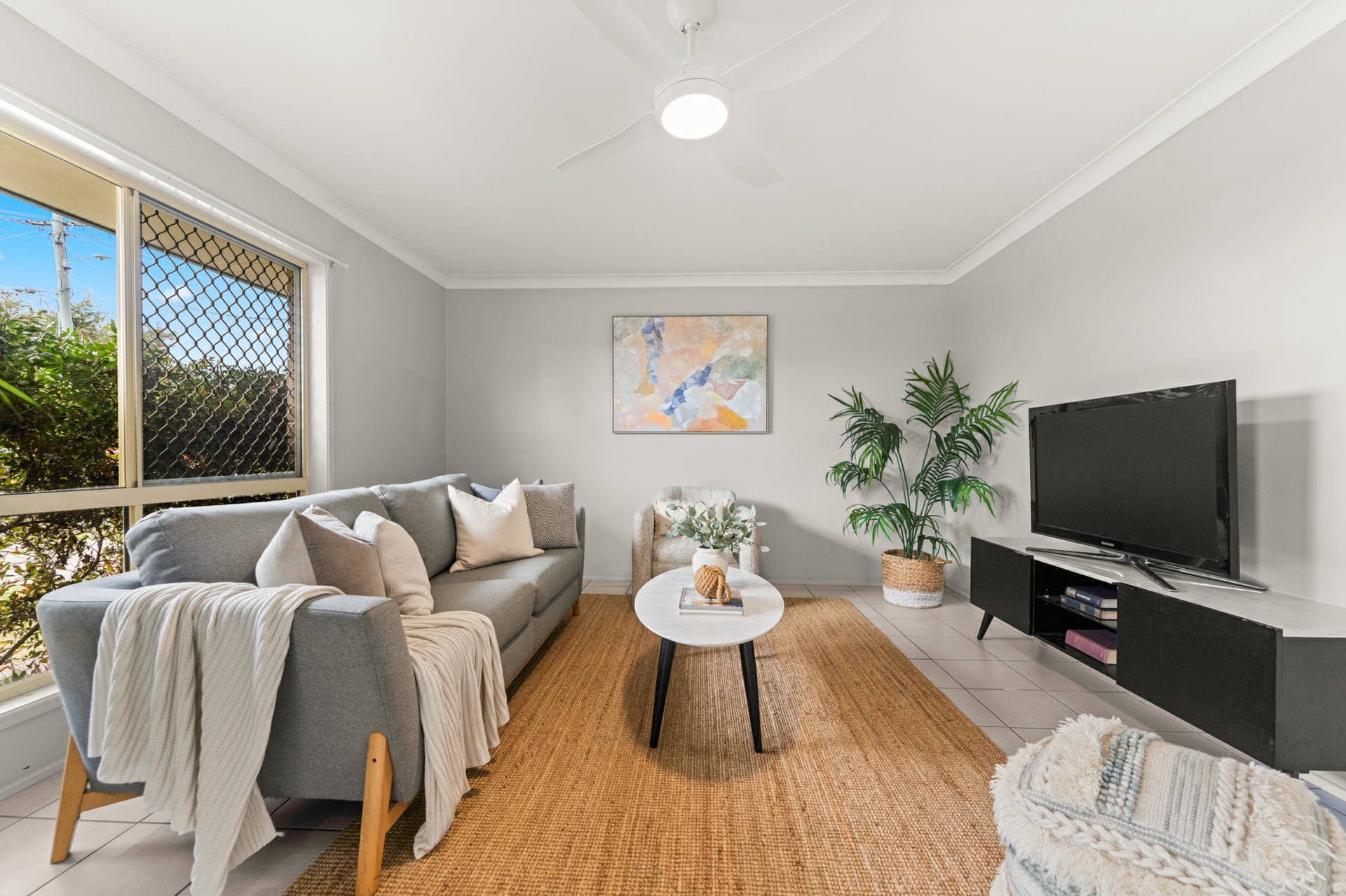 207 Logan Street — photo 3 of 27