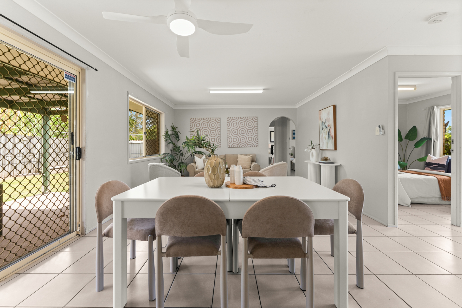 207 Logan Street — photo 11 of 27