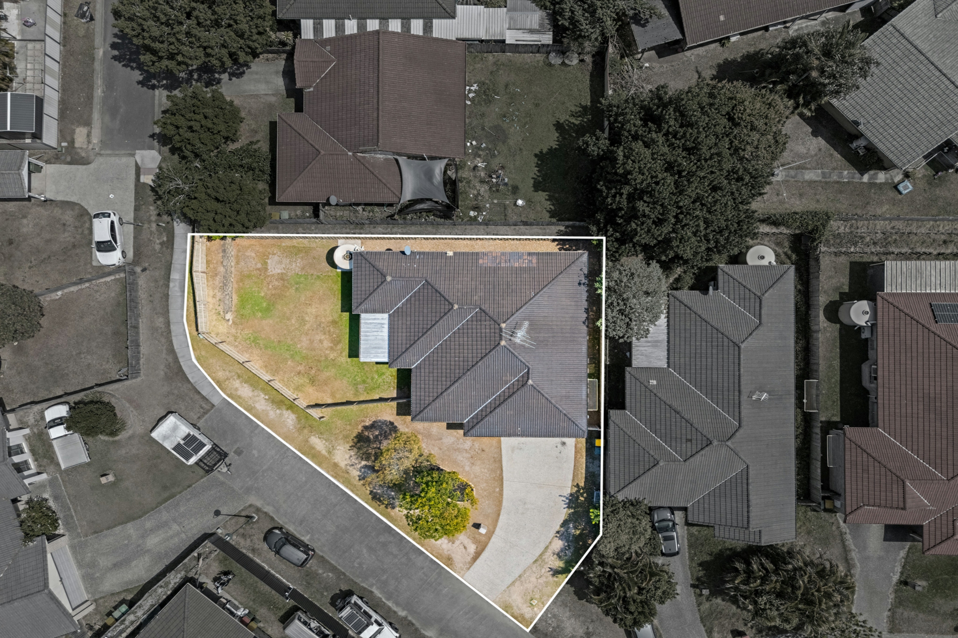 32 Ernestine Circuit — photo 2 of 30