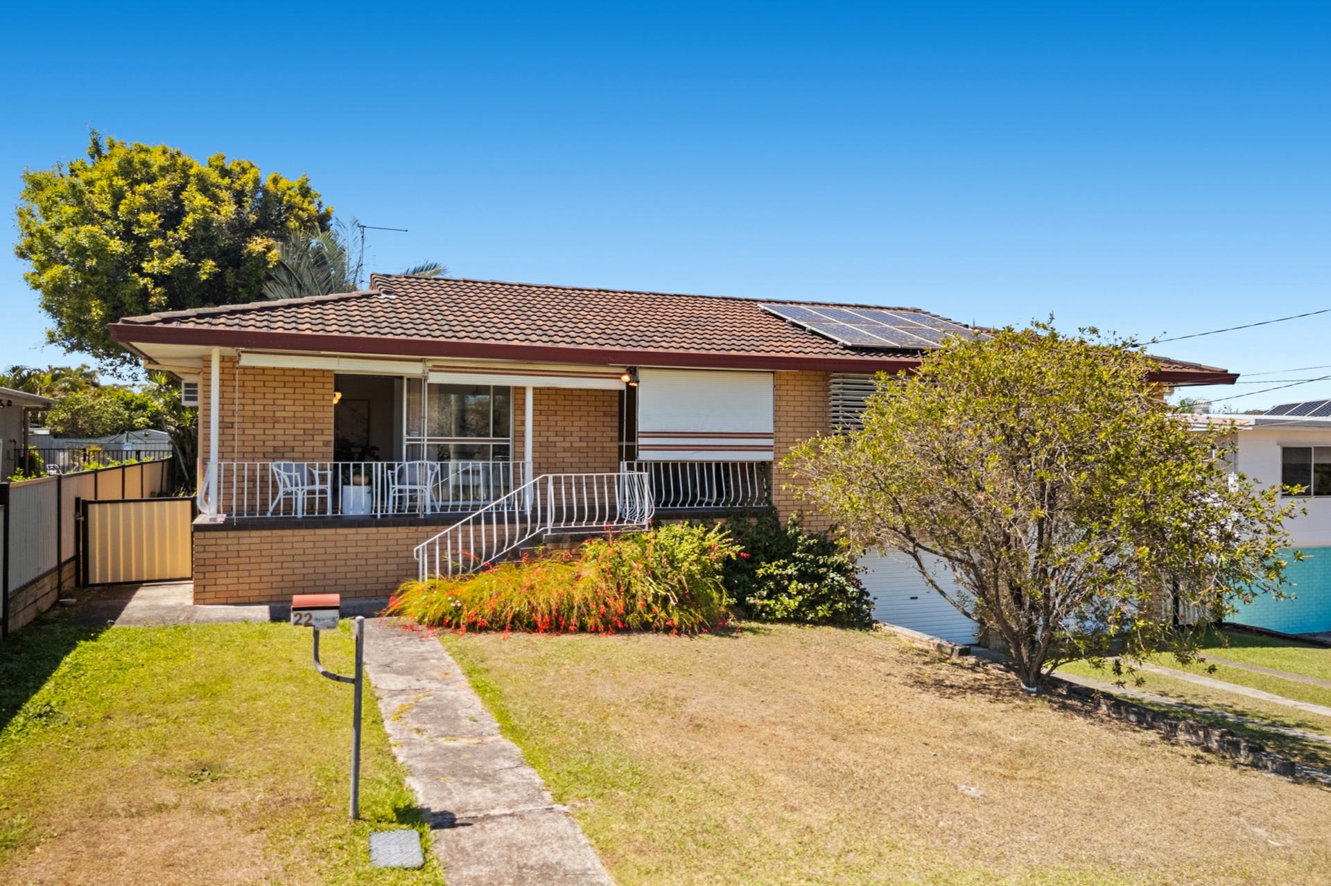 22 Dongarven Drive (4 Ennis Court) — photo 5 of 29