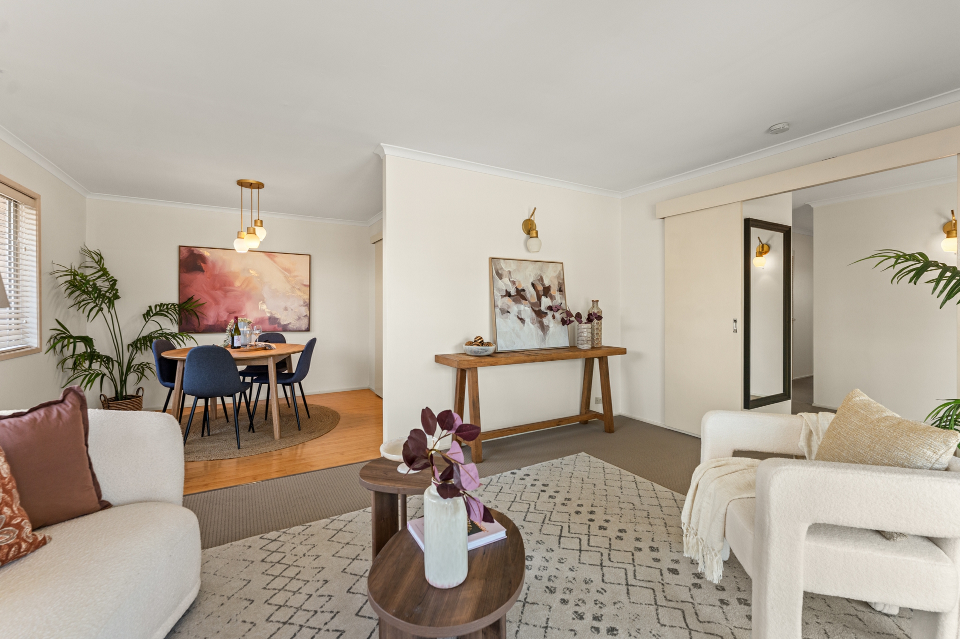22 Dongarven Drive (4 Ennis Court) — photo 7 of 29