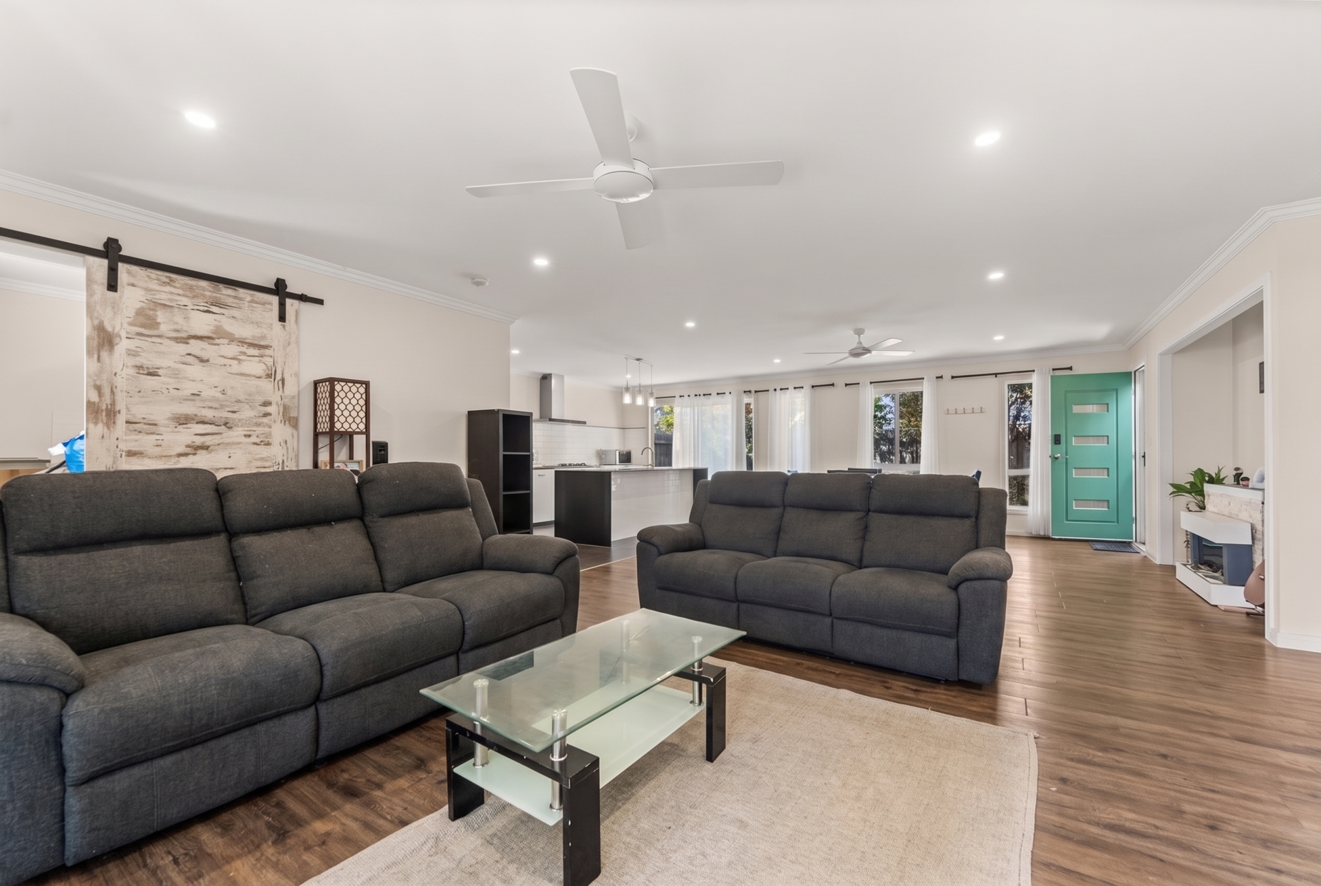 16 Vautin Way — photo 3 of 22