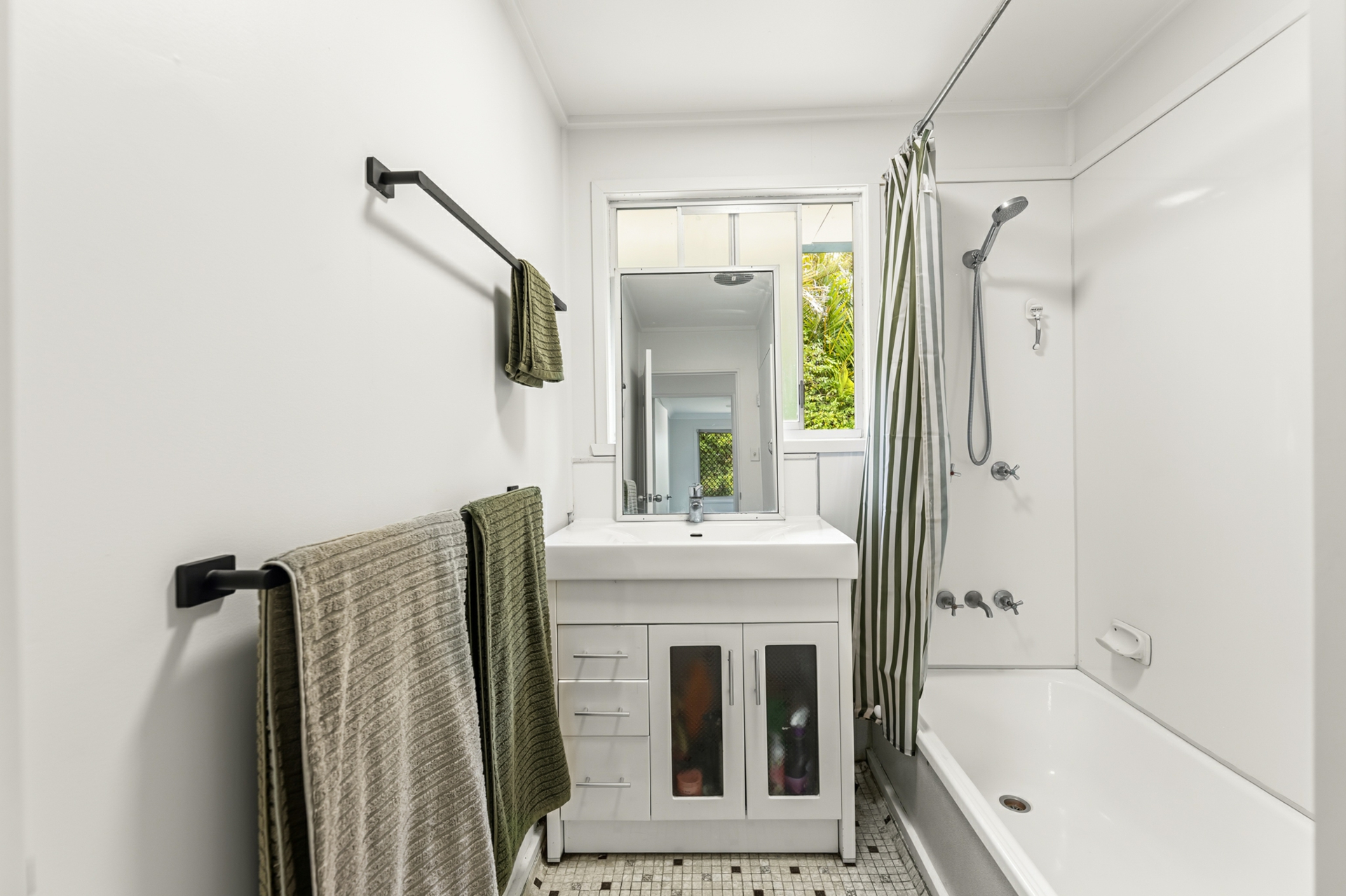 12 Tabari Place — photo 13 of 25