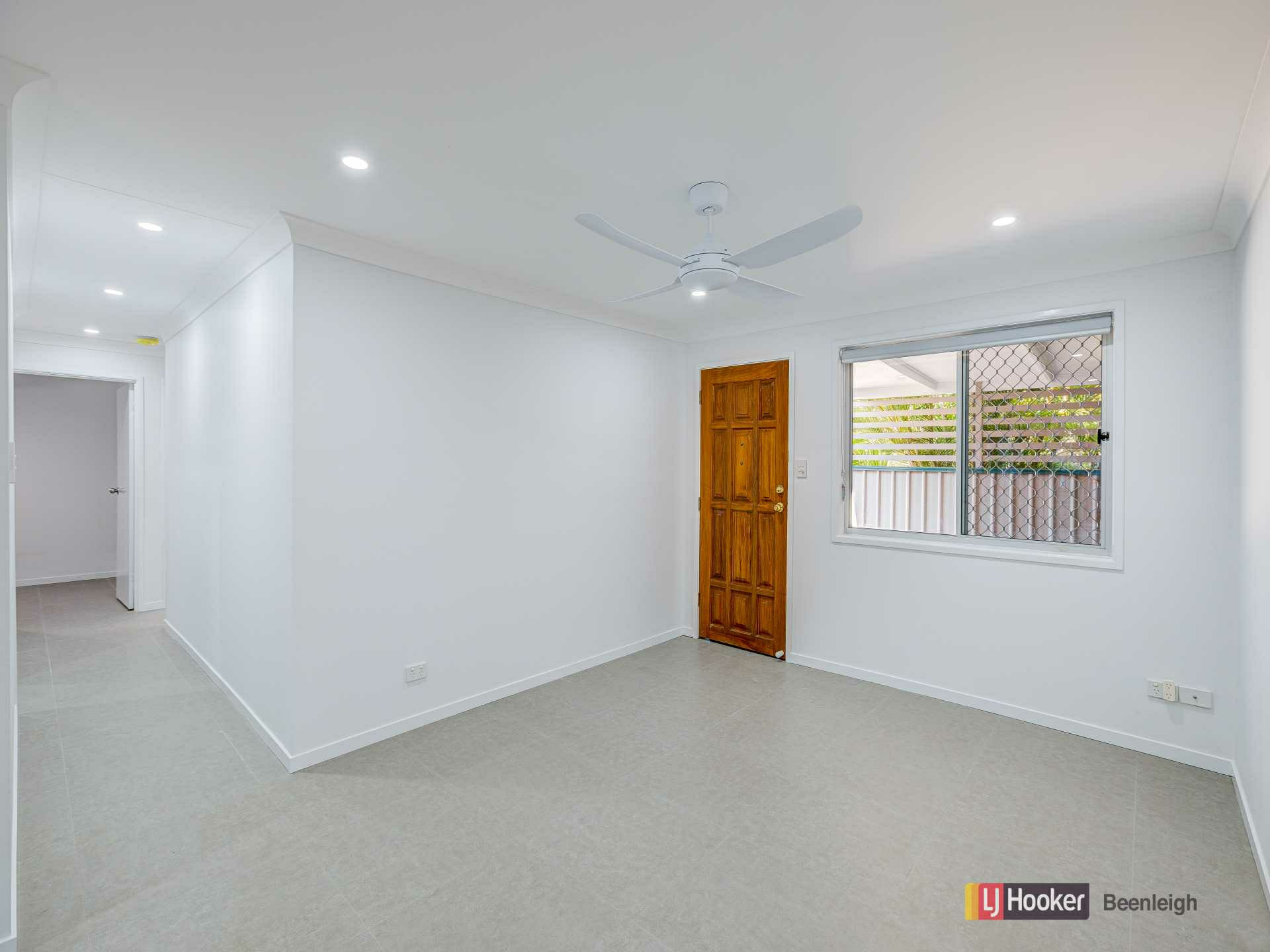39 Tallagandra Court — photo 4 of 13