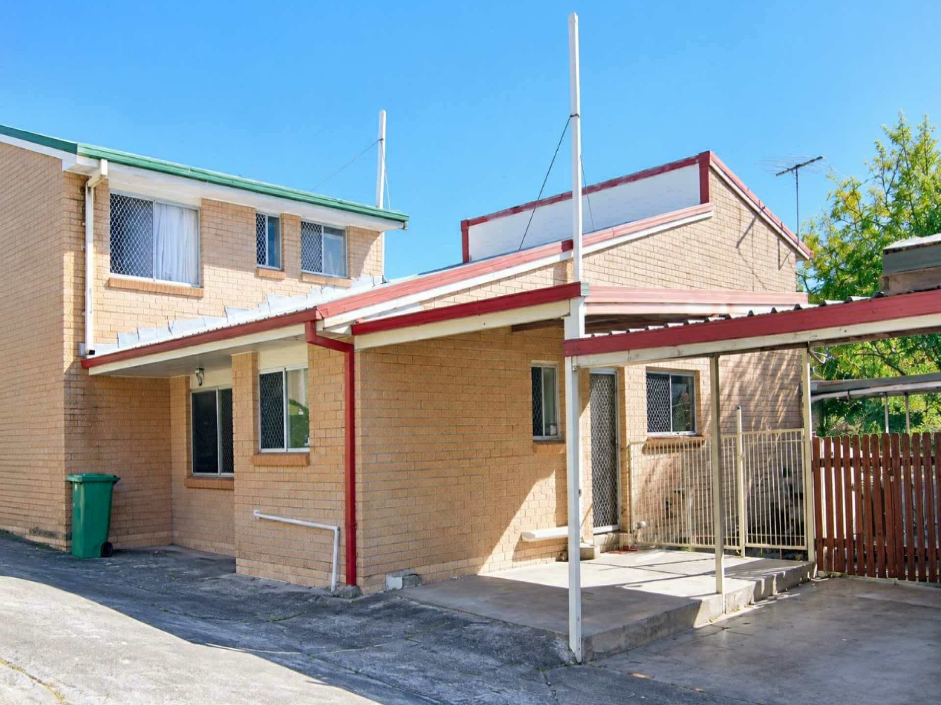 28/22 North Road — photo from LJ Hooker Property Collective