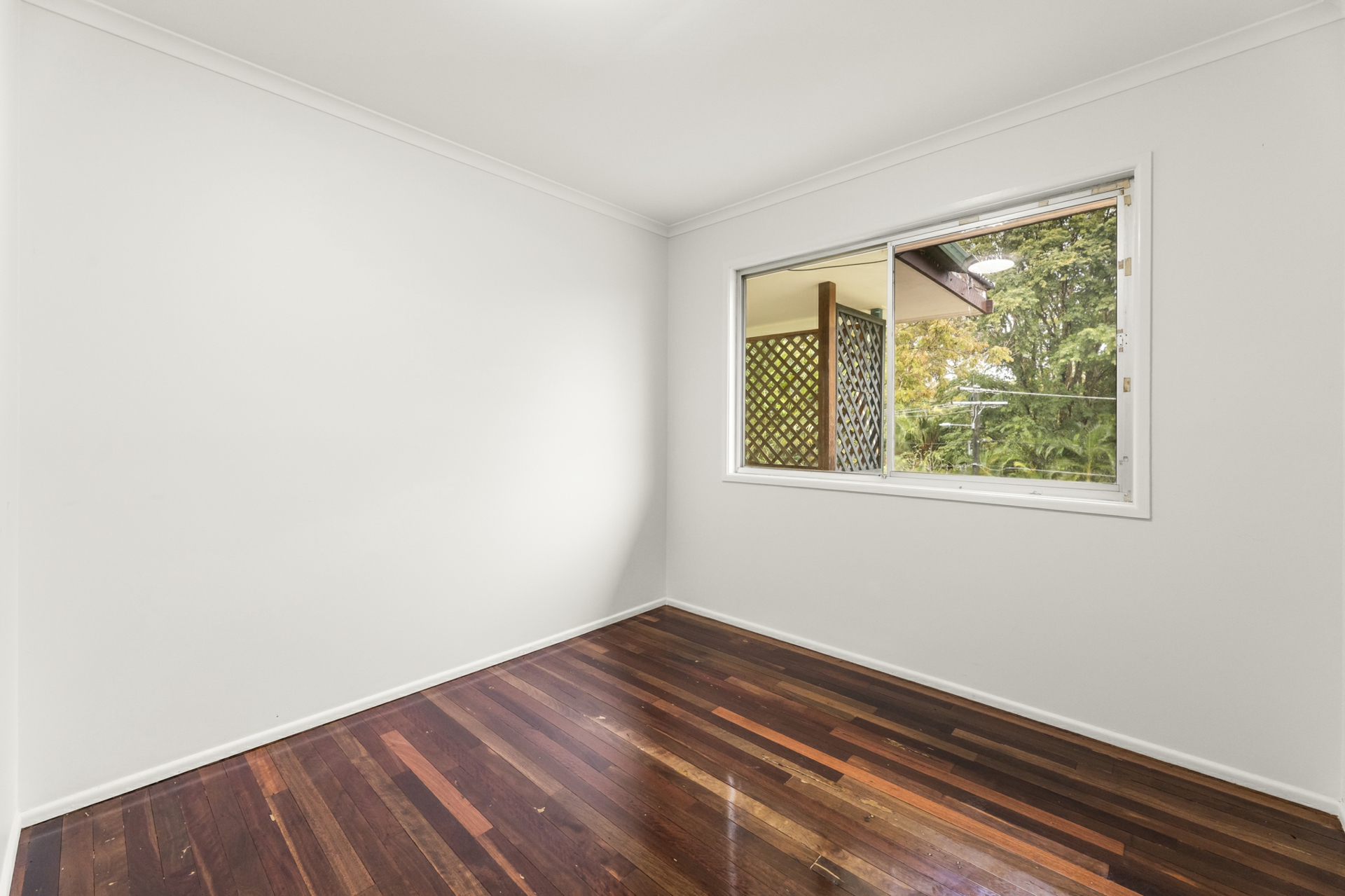 74 Tweedvale Street — photo 7 of 18