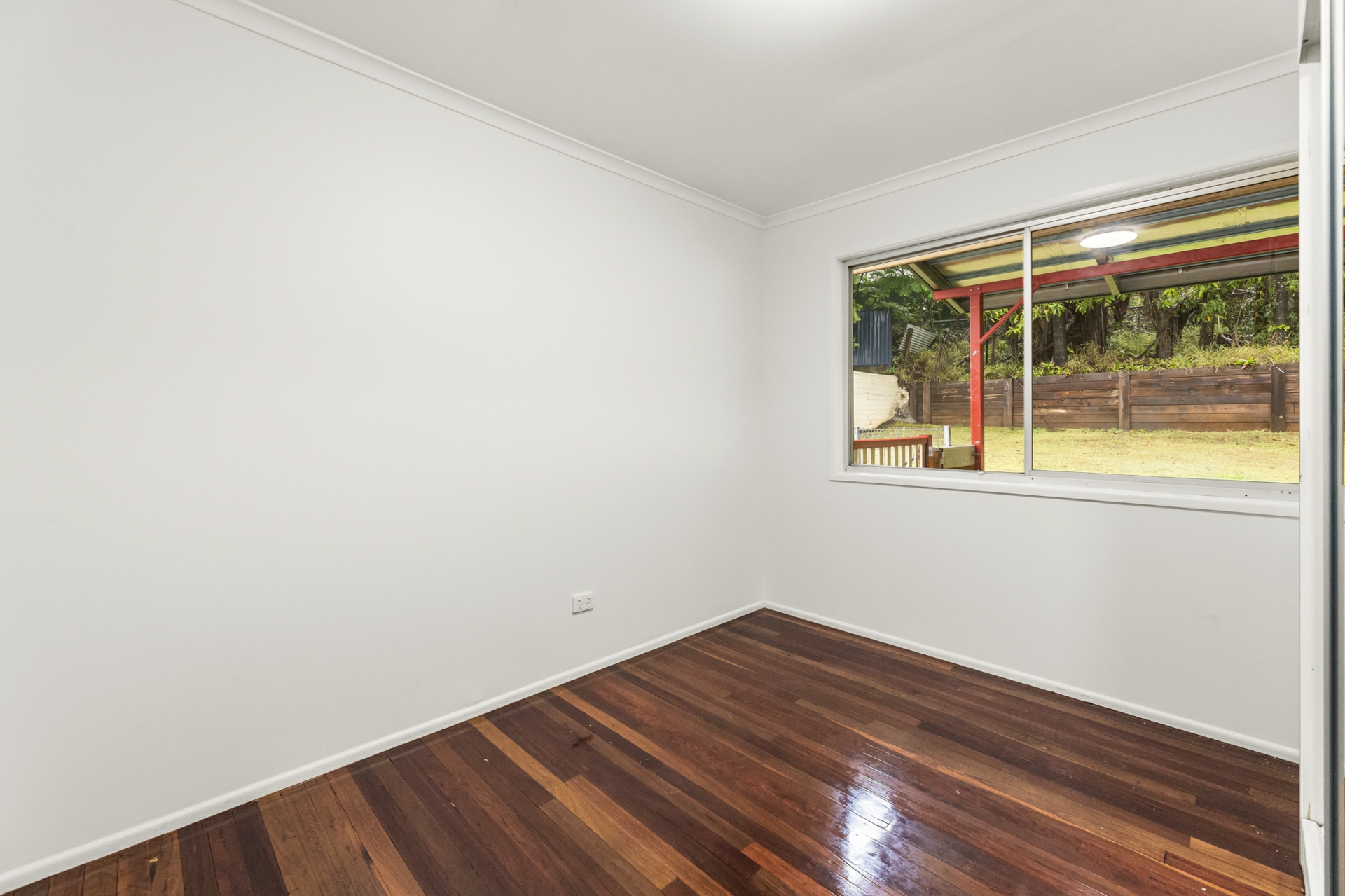 74 Tweedvale Street — photo 8 of 18