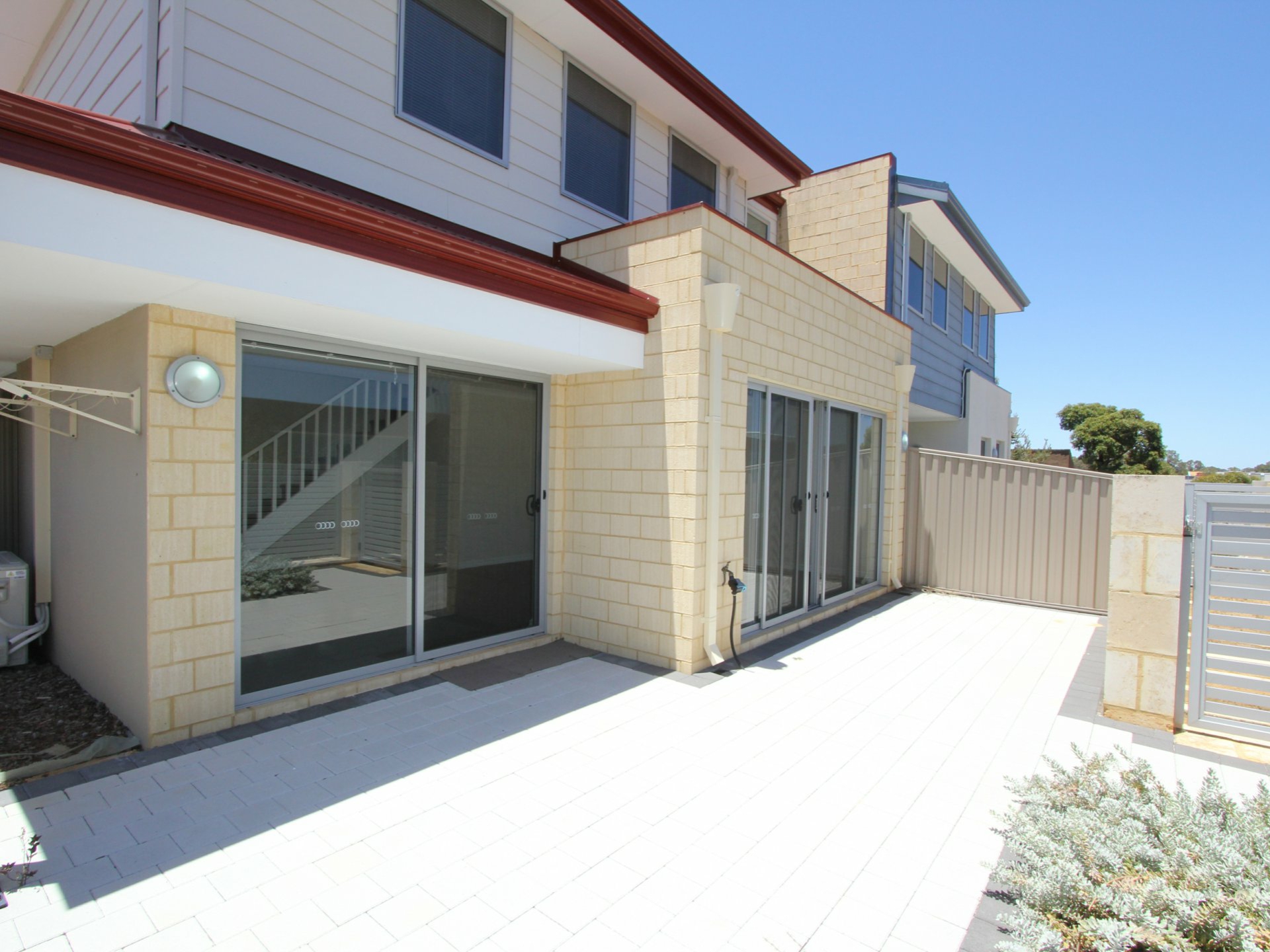 20 Peel Row, KWINANA TOWN CENTRE