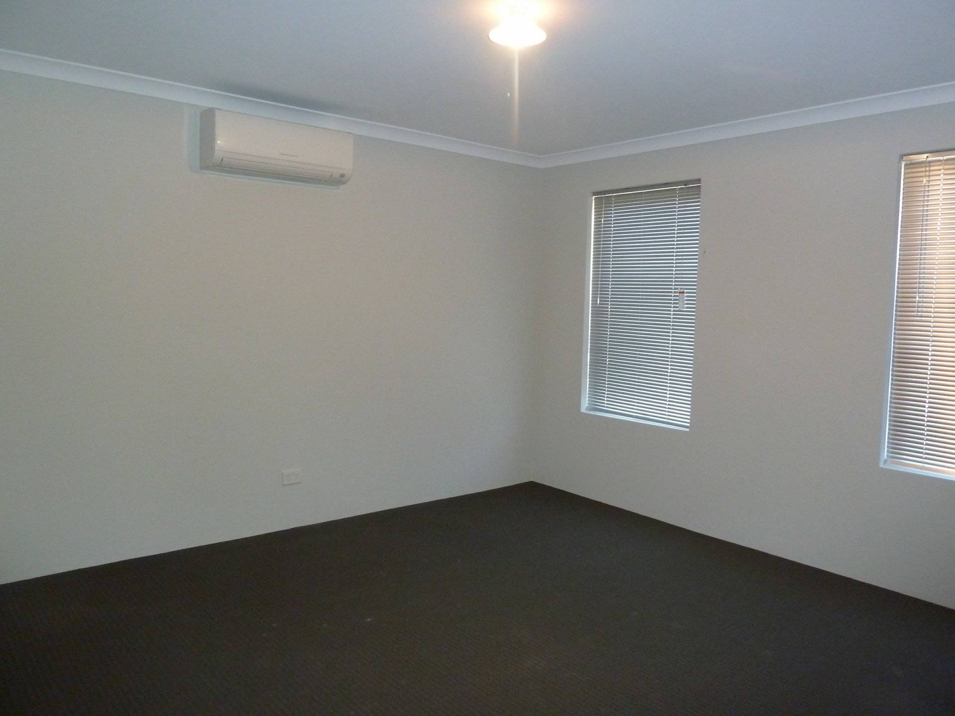 194 Lambeth Circle, WELLARD