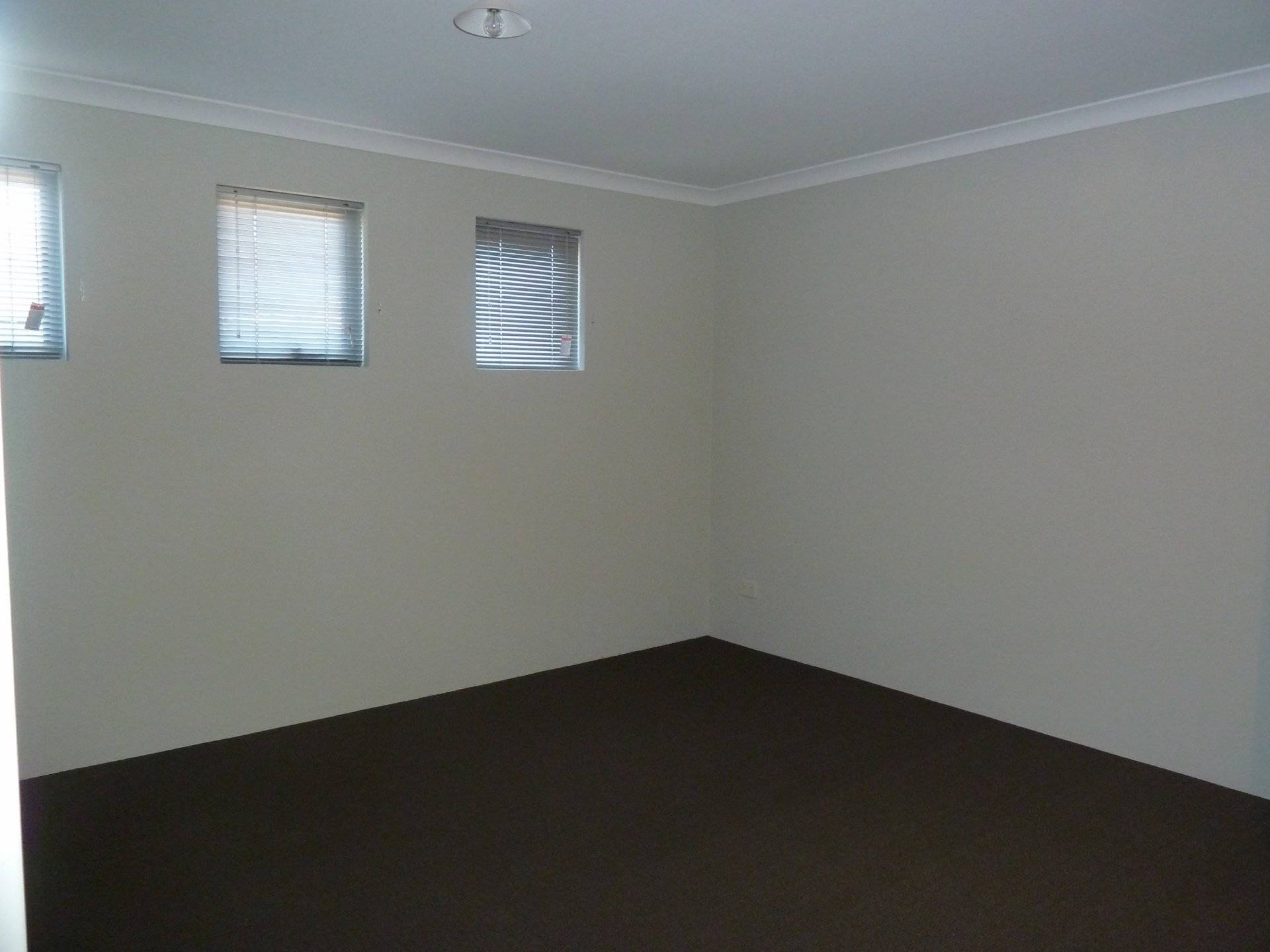 194 Lambeth Circle, WELLARD