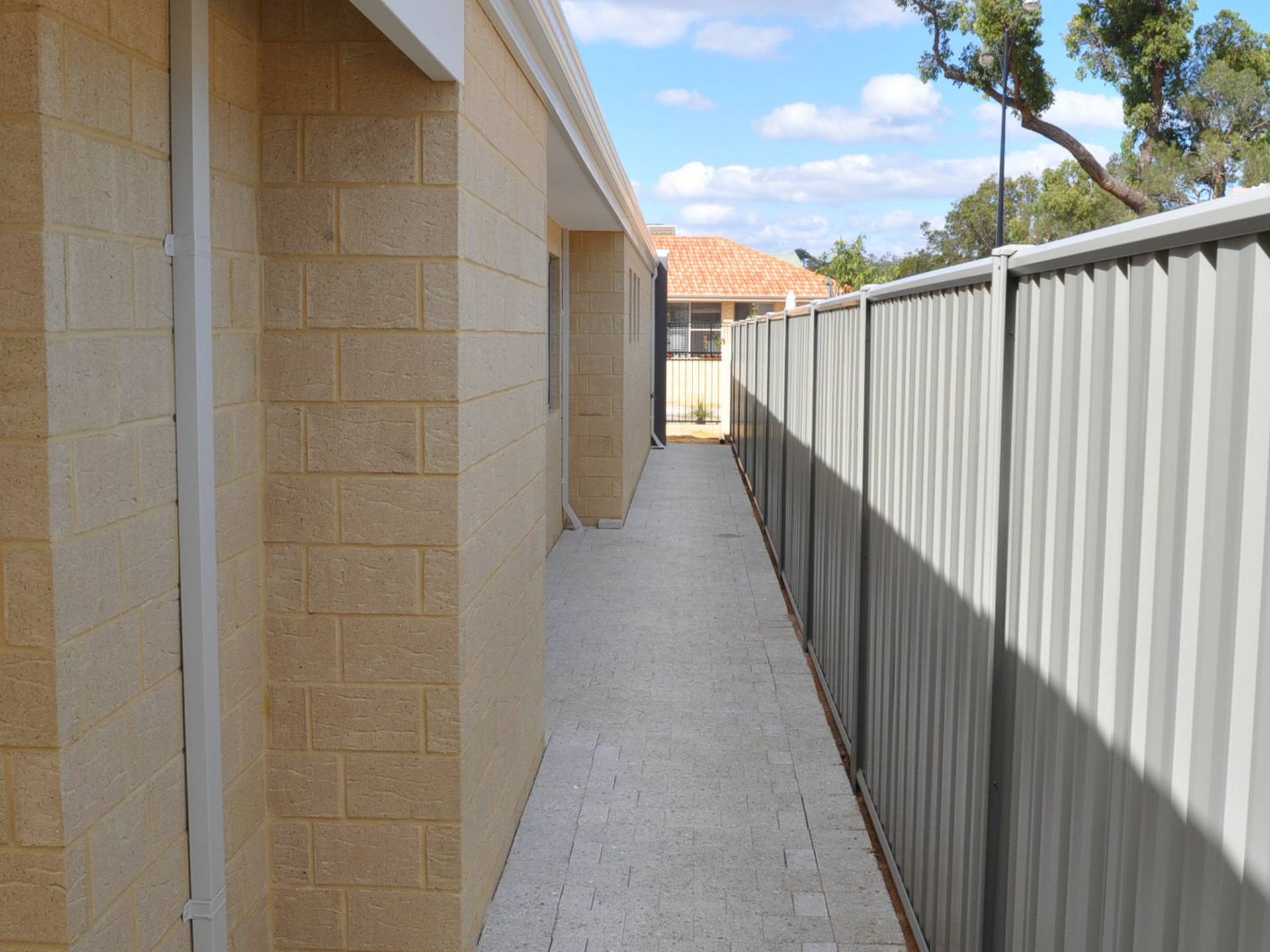 194 Lambeth Circle, WELLARD