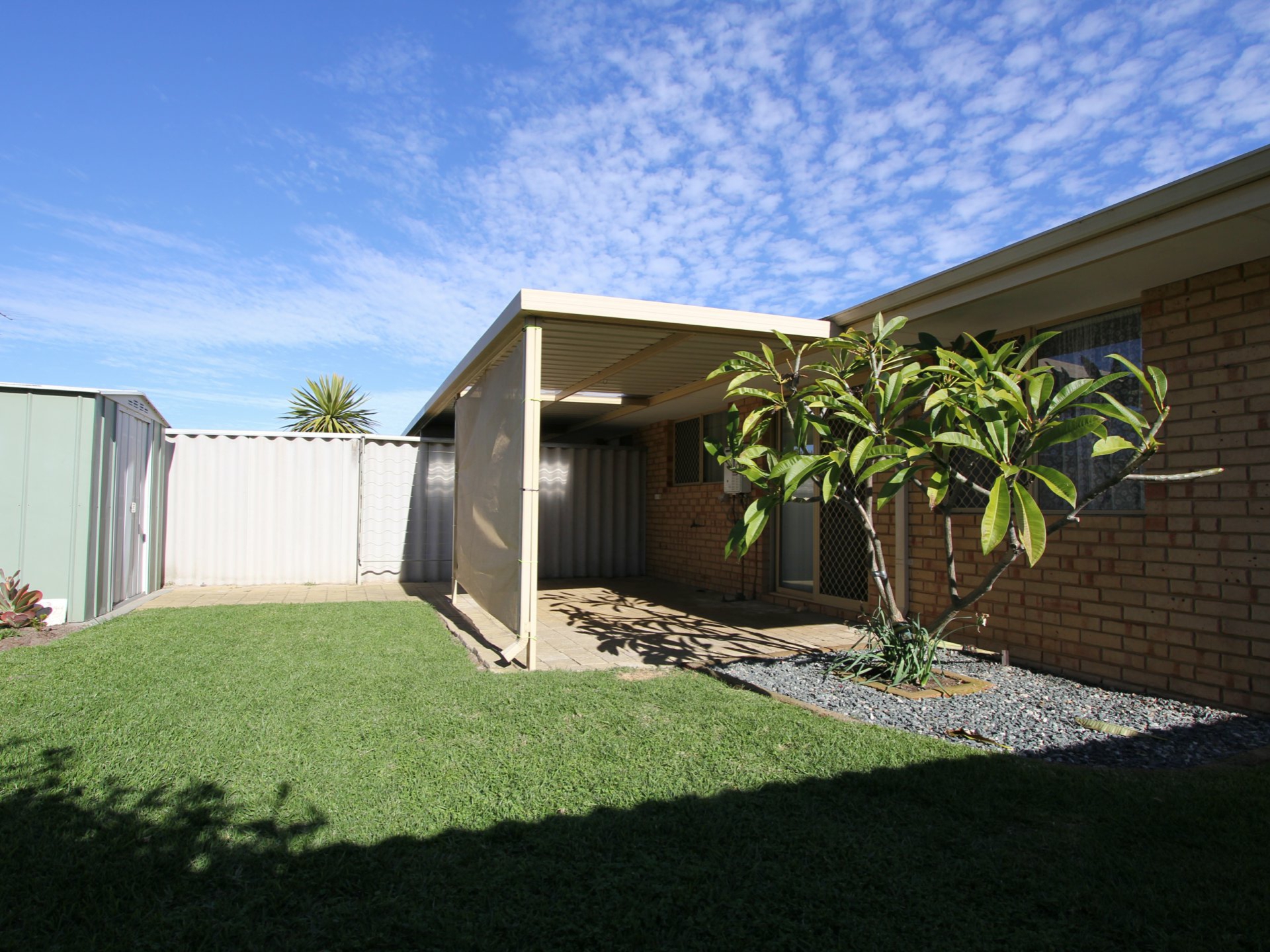 8/9 Louise Street, ROCKINGHAM