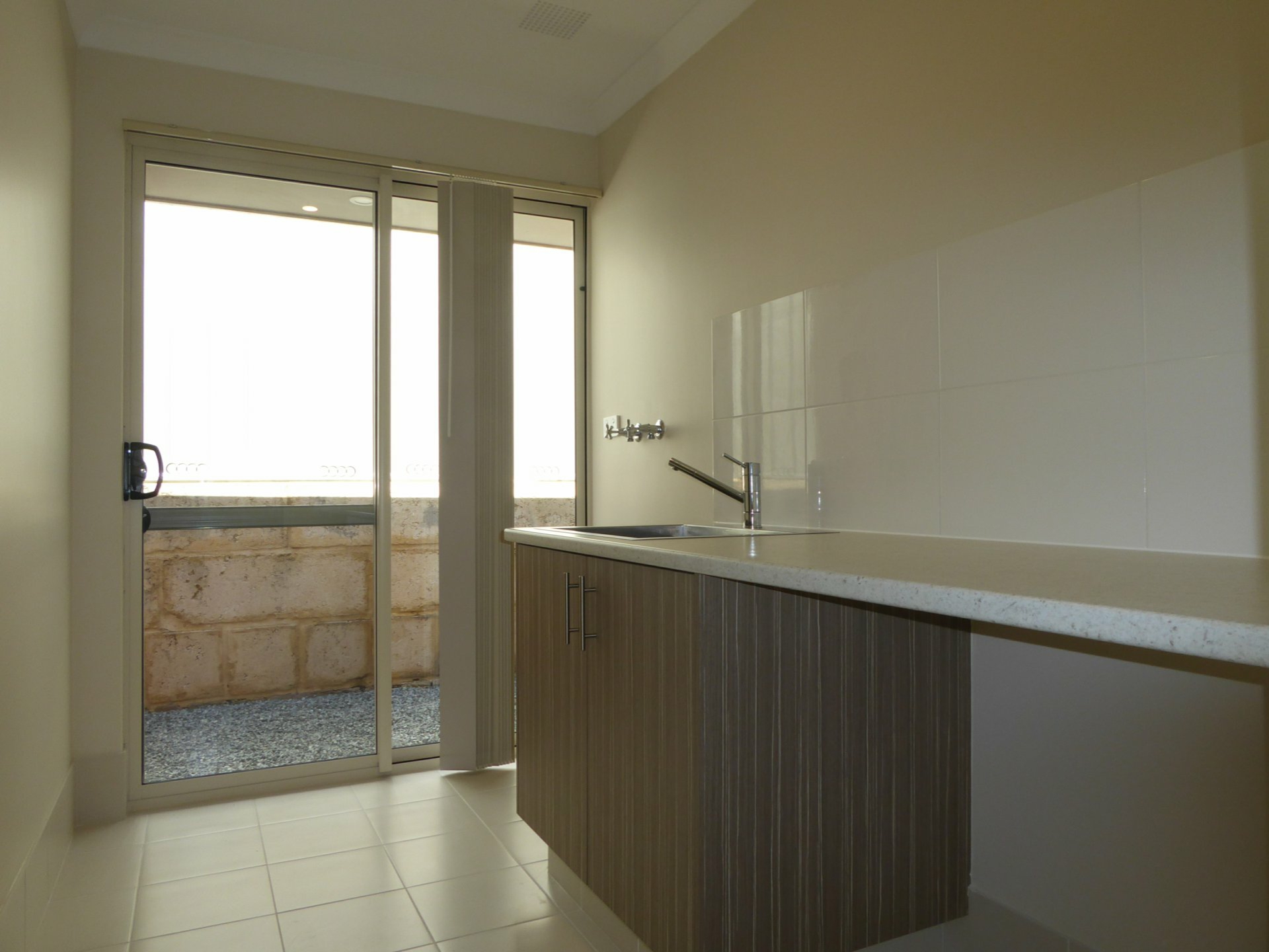 27 Kirkby Circuit, WELLARD