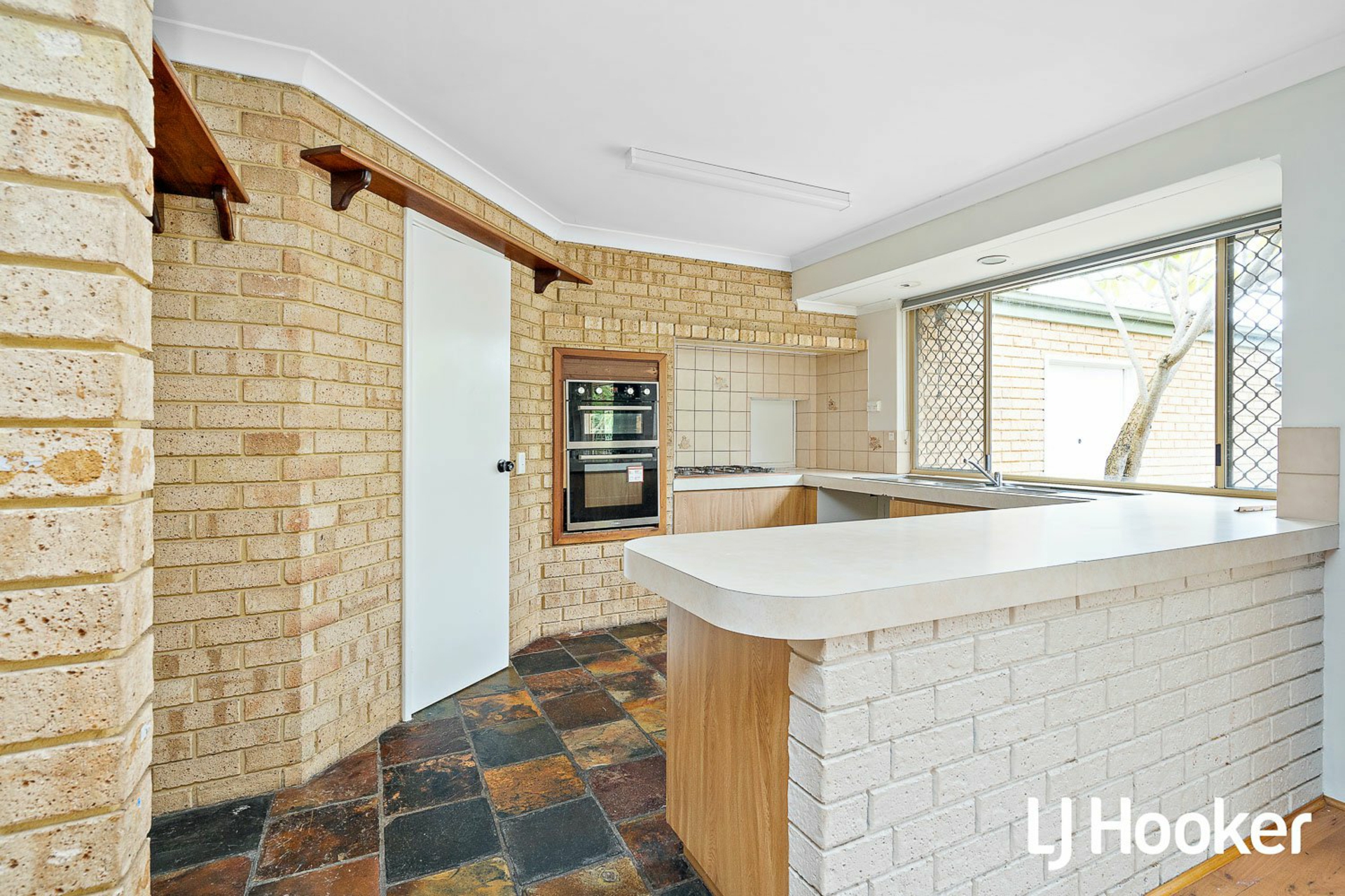 9 Povey Place — photo 15 of 30
