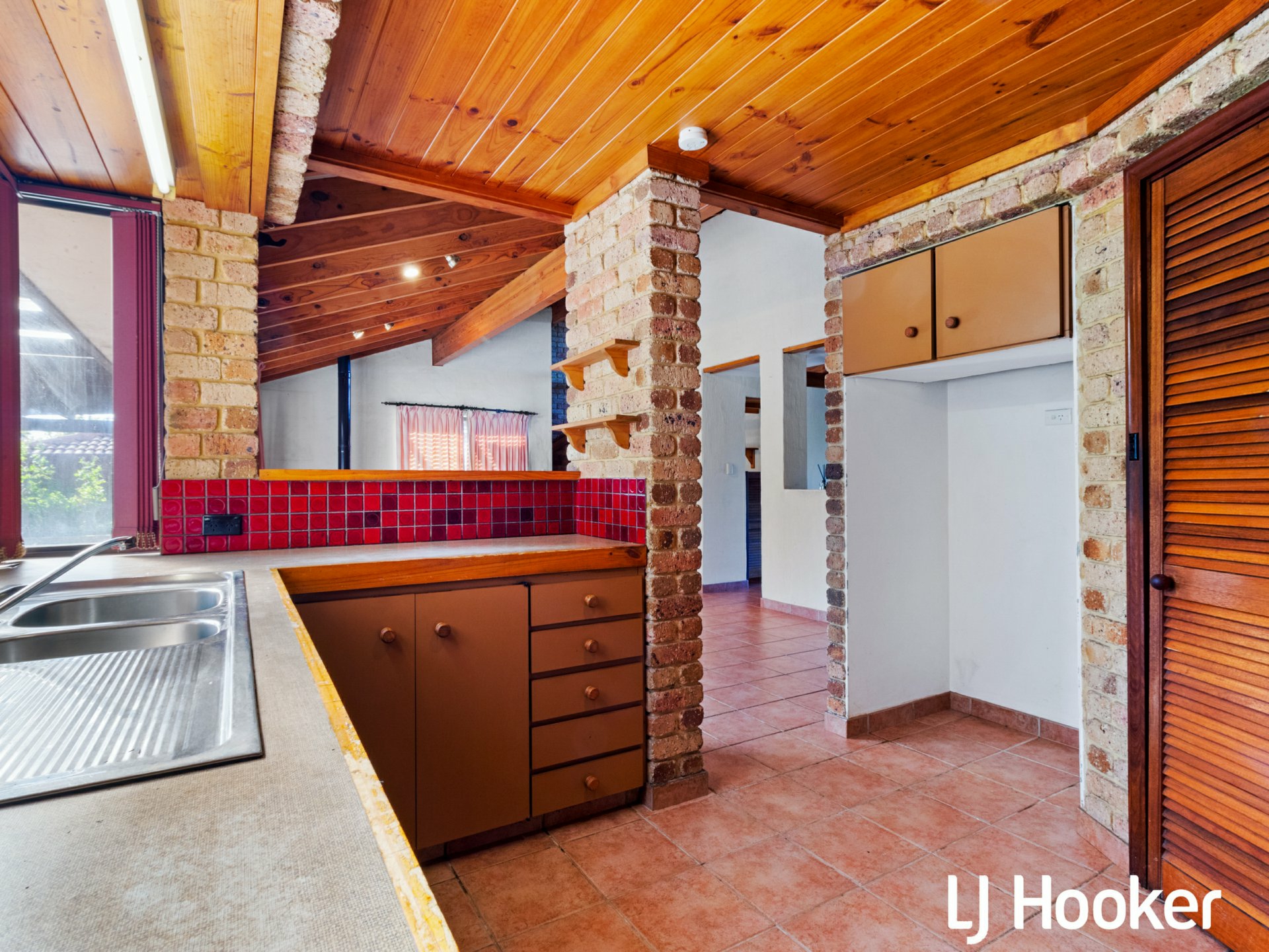 38 Winchester Way, LEEMING