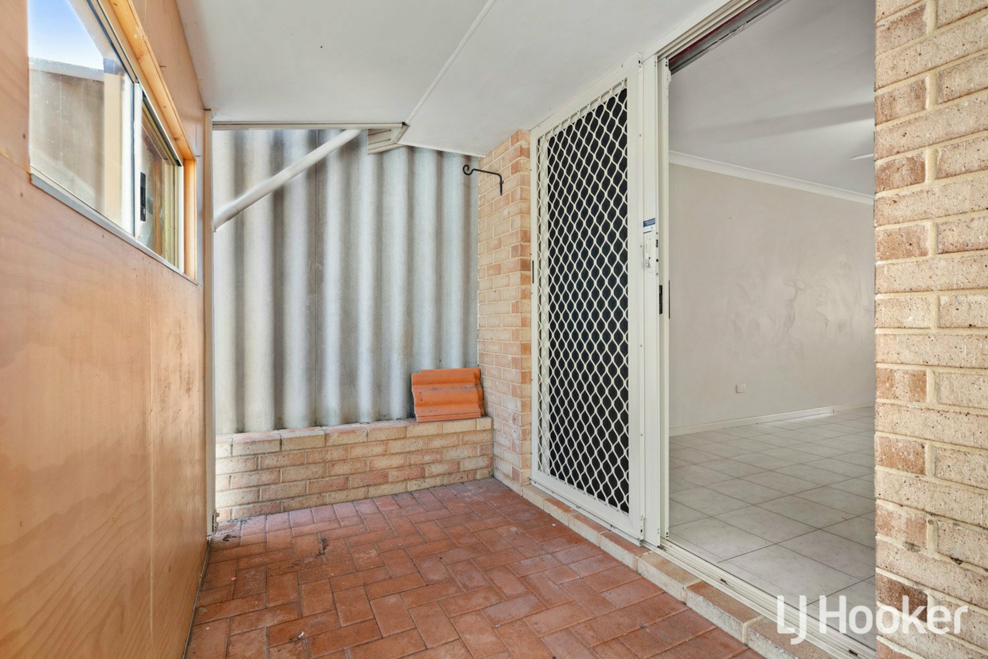 12/23 Edwards Street, LEDA