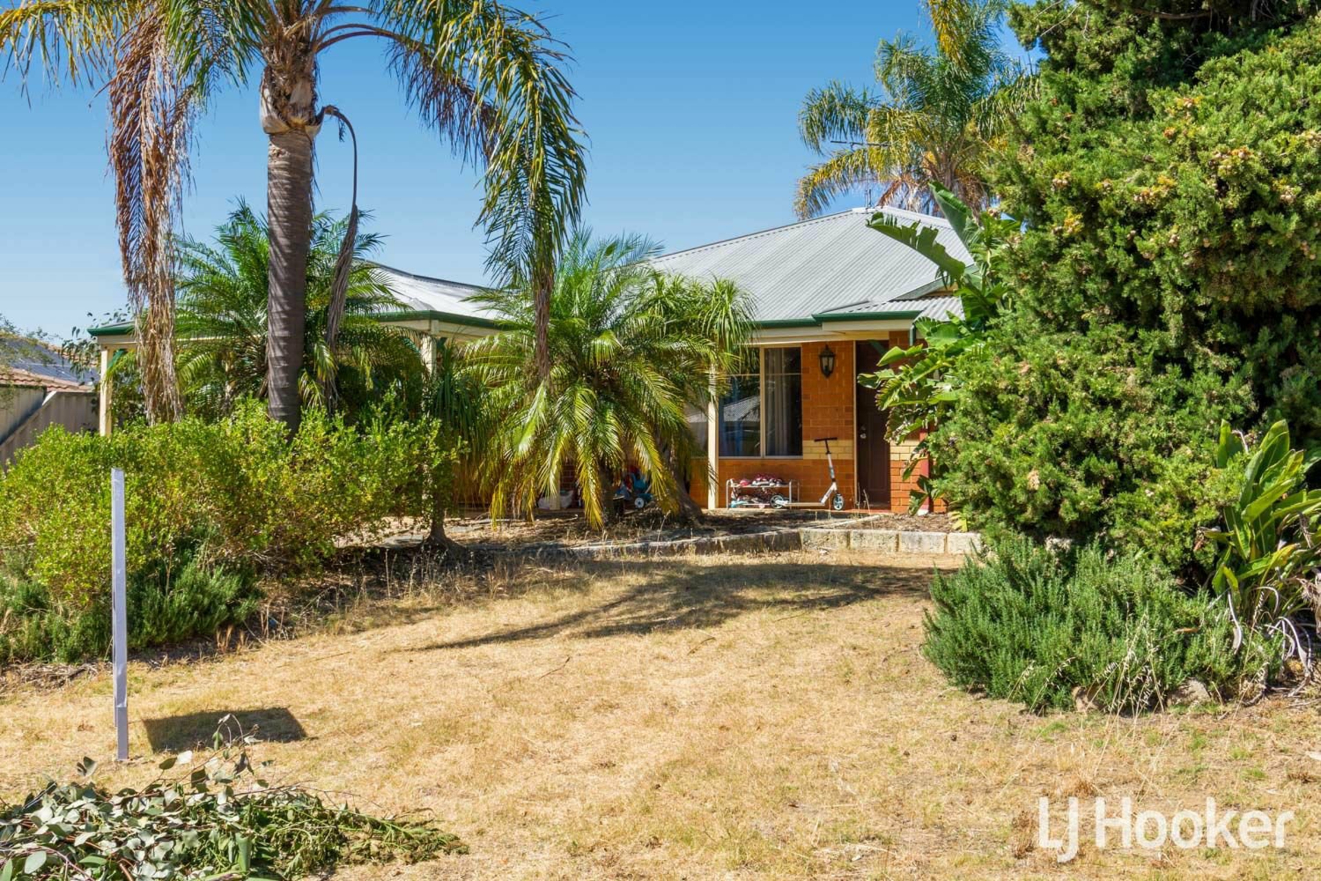17 Prockter Gardens, LEDA