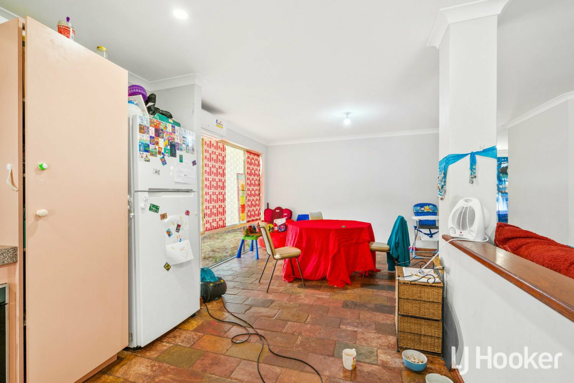 17 Prockter Gardens, LEDA