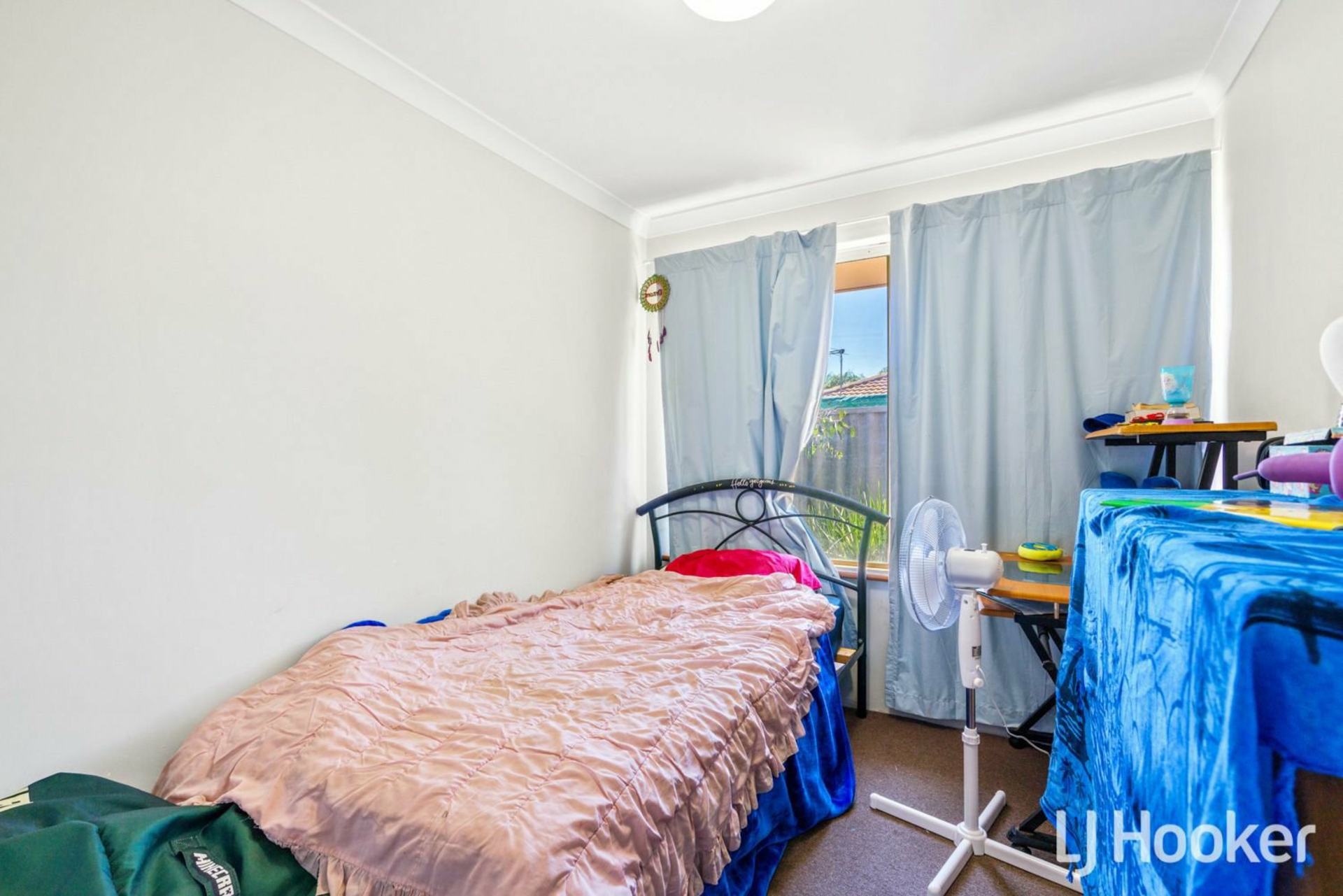 17 Prockter Gardens, LEDA