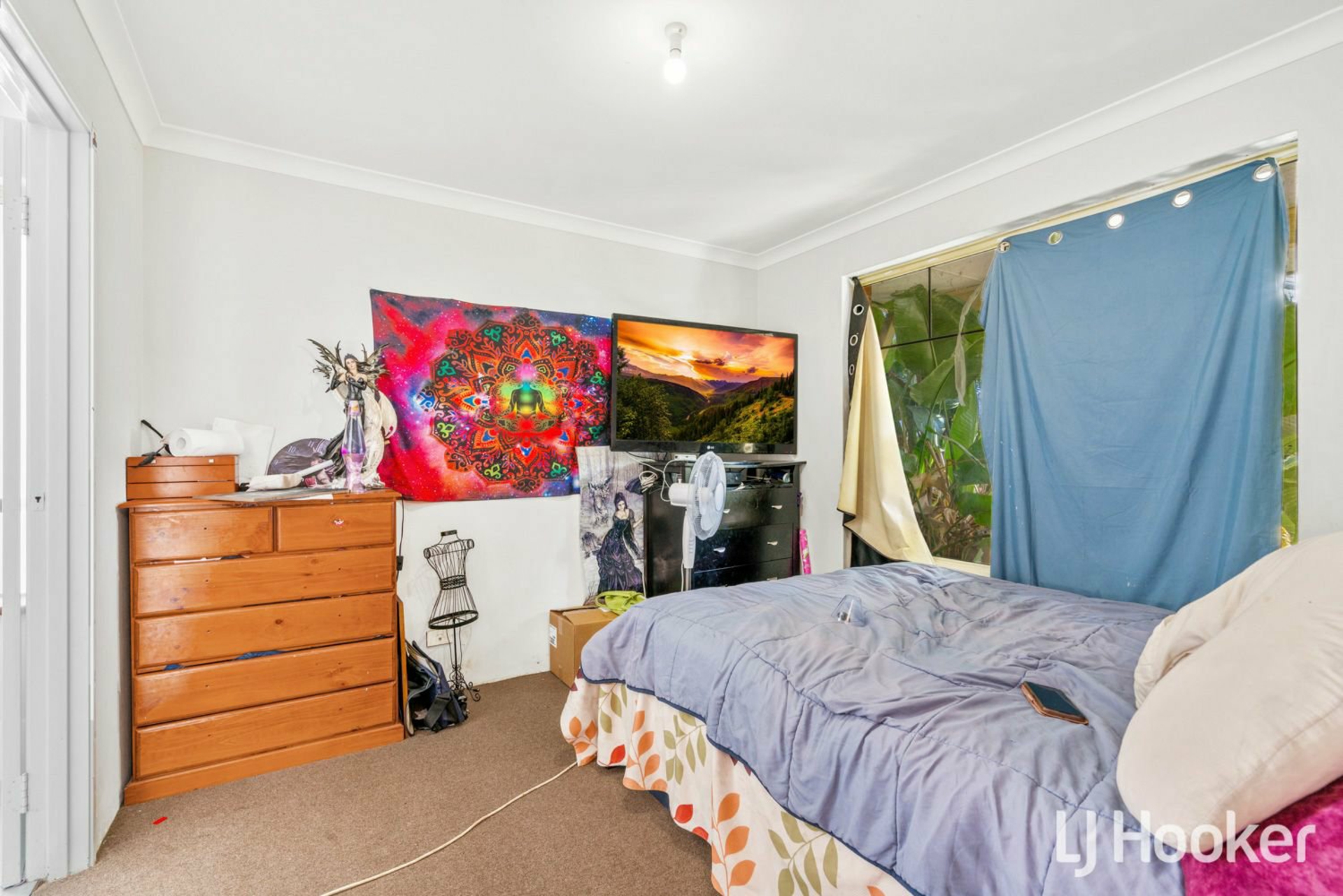 17 Prockter Gardens, LEDA