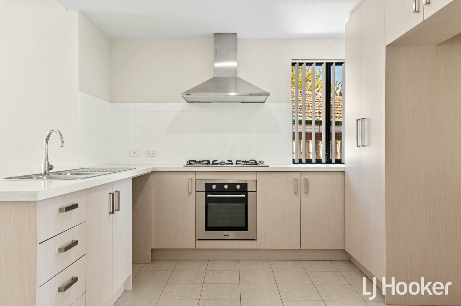 6B Amanda Drive, CAMILLO
