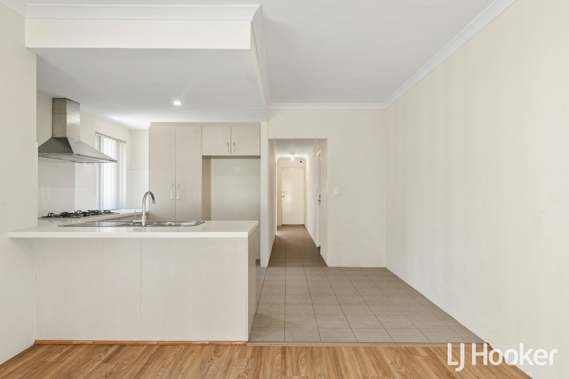 6B Amanda Drive, CAMILLO