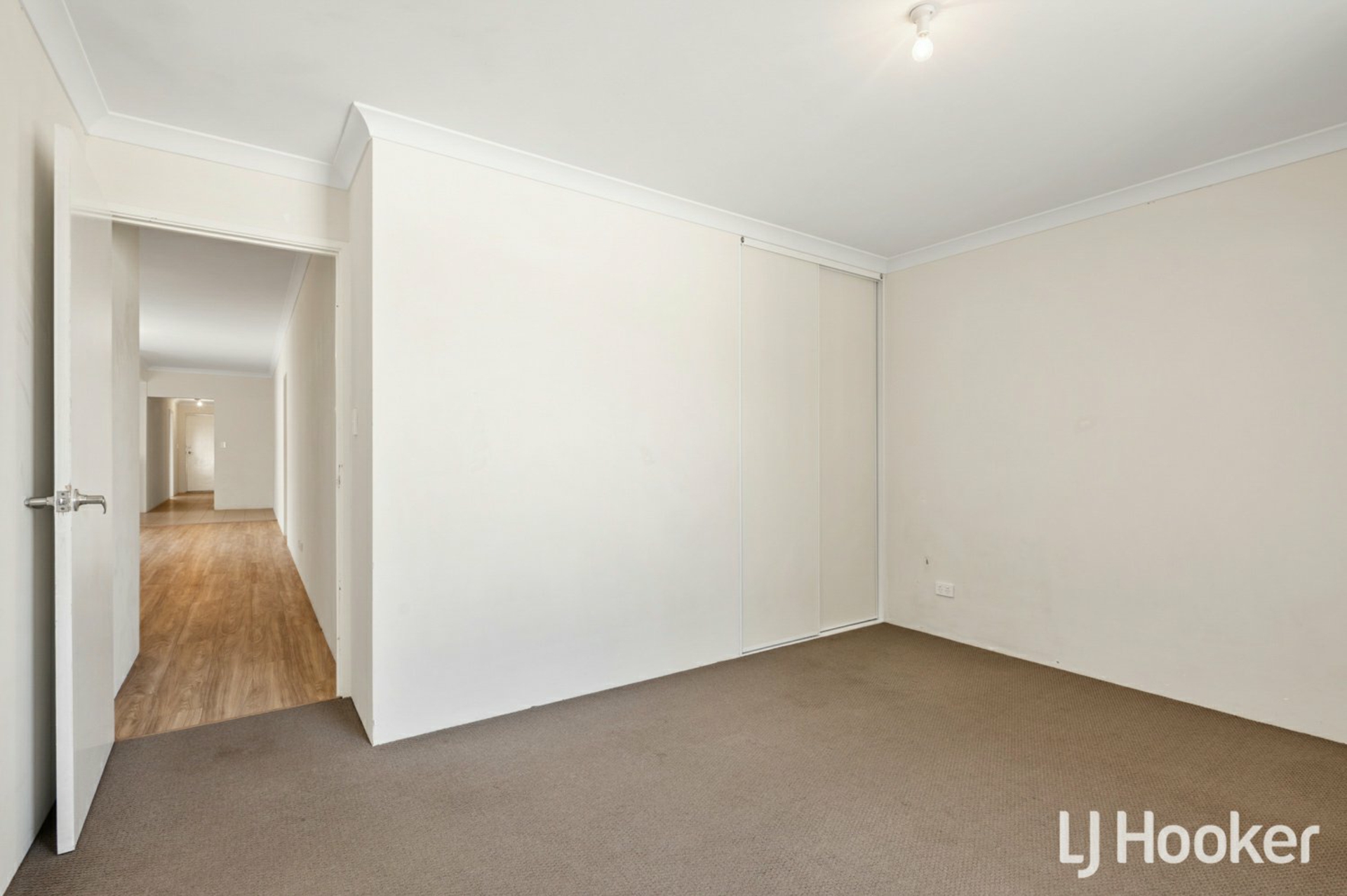 6B Amanda Drive, CAMILLO