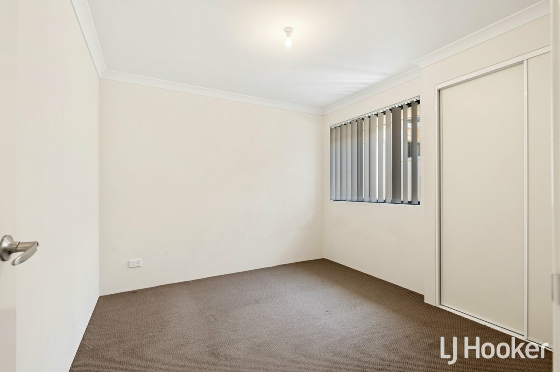 6B Amanda Drive, CAMILLO