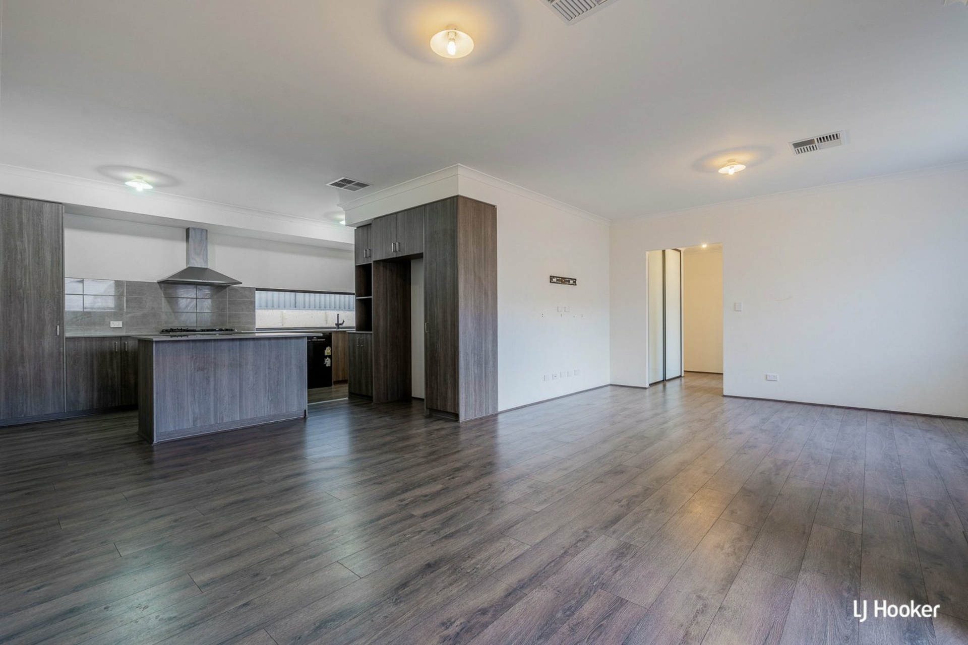 8 Paramount Boulevard, BALDIVIS