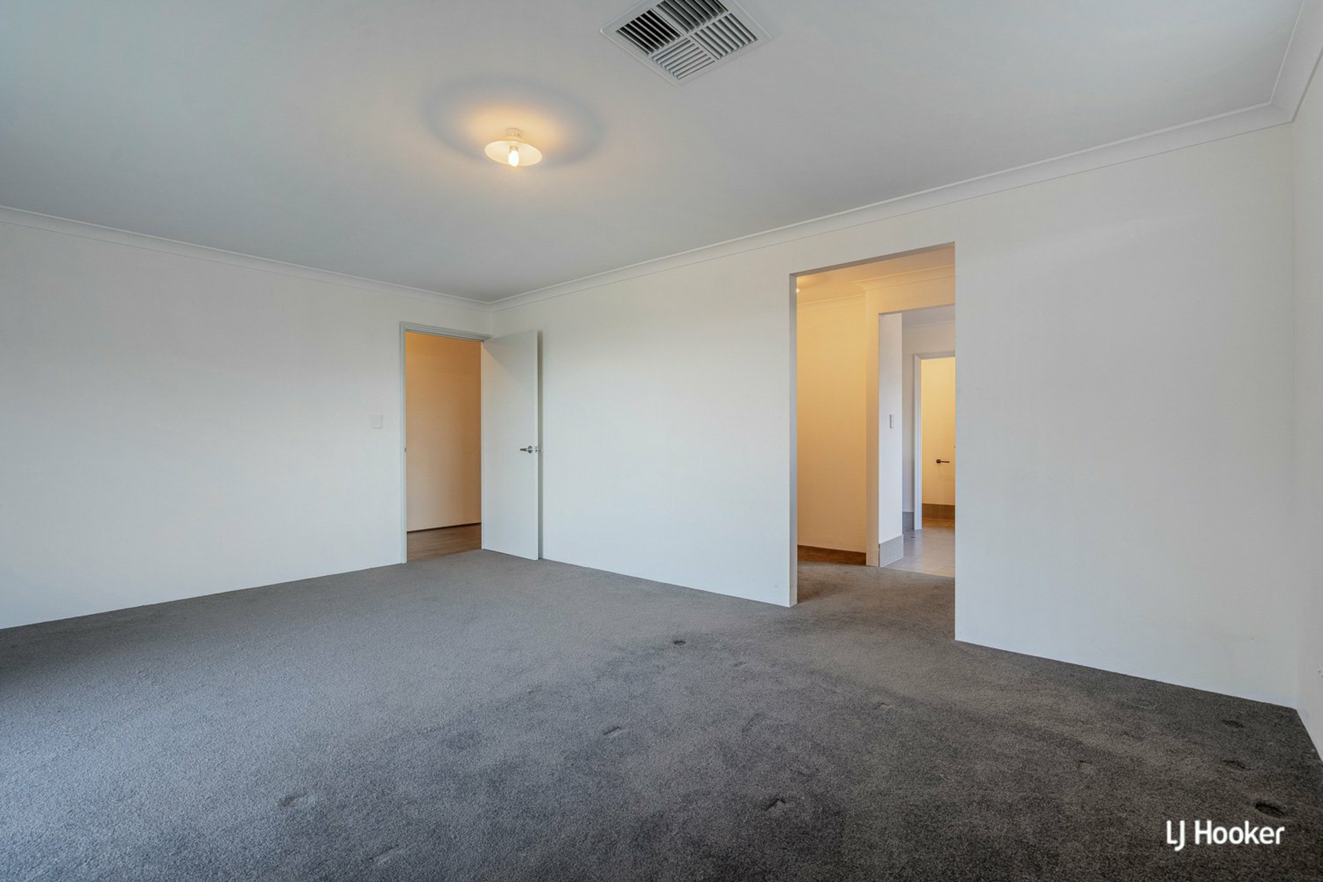 8 Paramount Boulevard, BALDIVIS