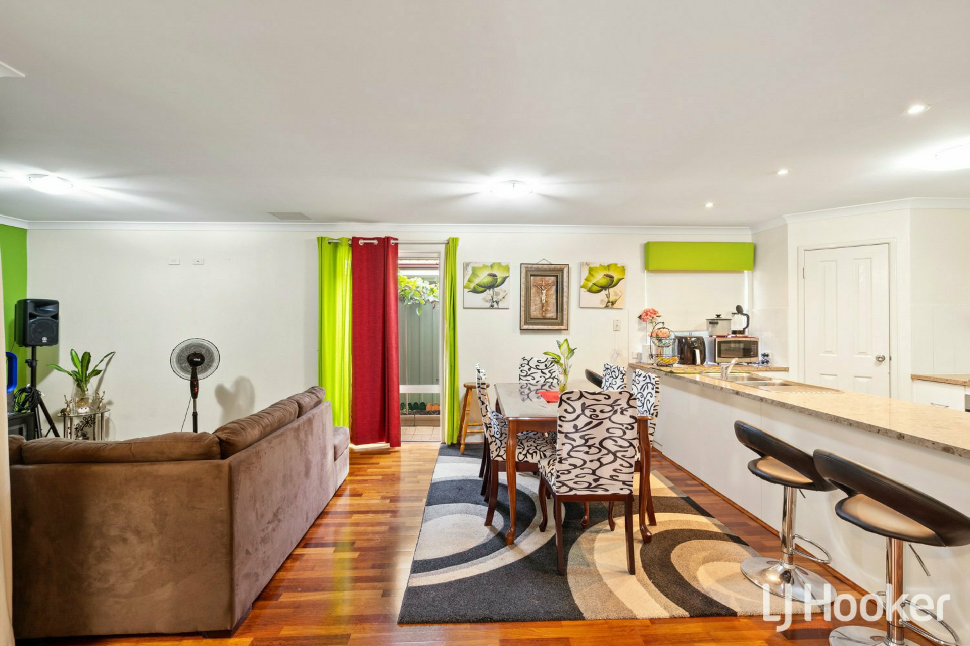 10 Meridian way, KWINANA TOWN CENTRE