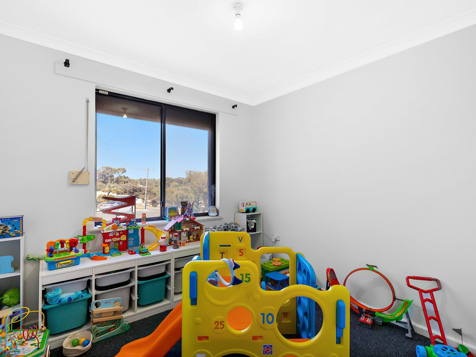 9 Eliot Close, PARMELIA