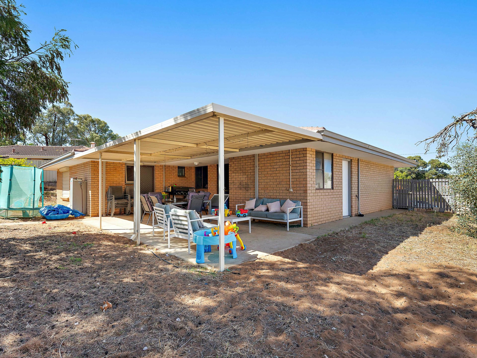 9 Eliot Close, PARMELIA