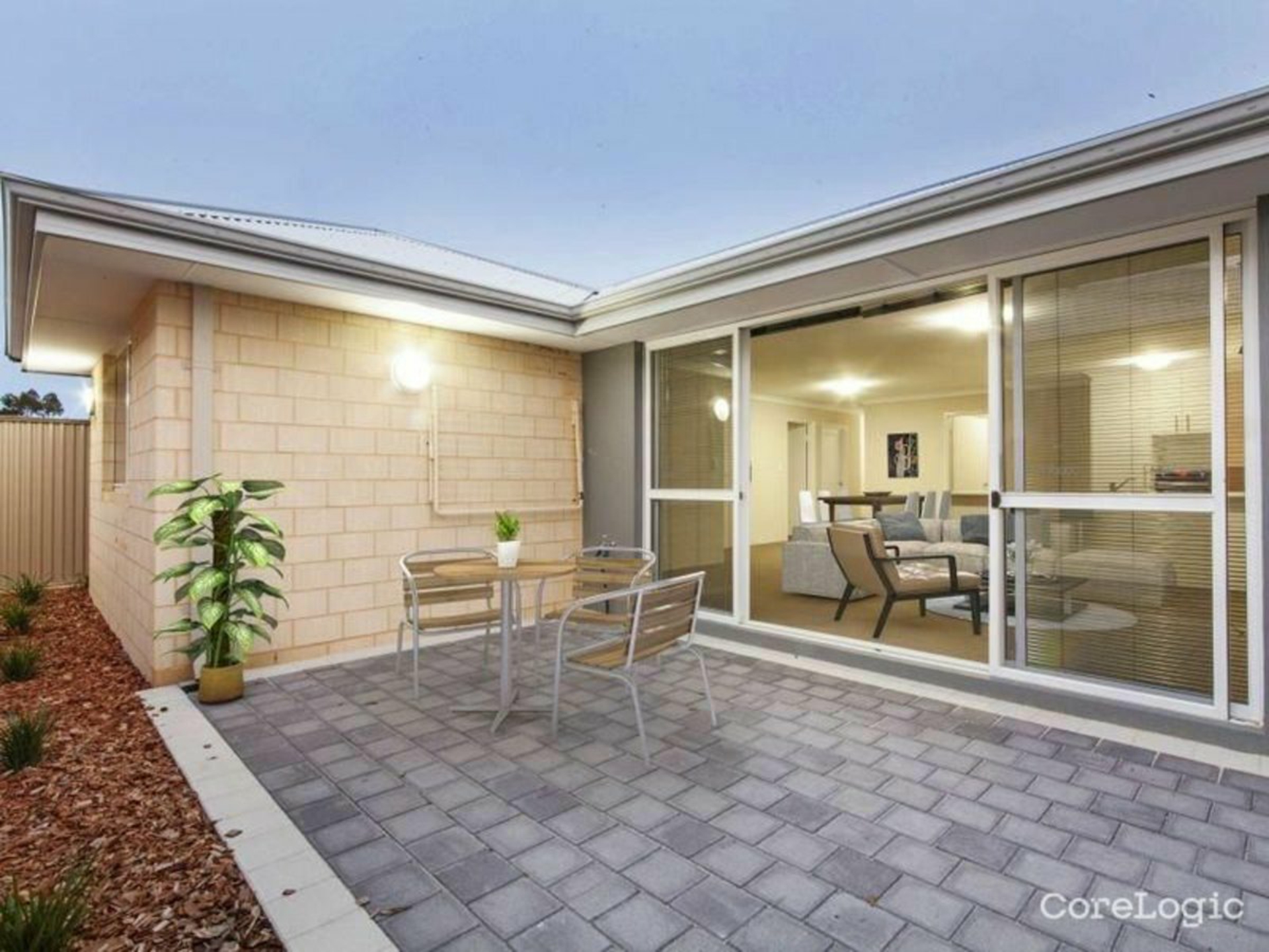 5 Gaffin Way, KWINANA TOWN CENTRE