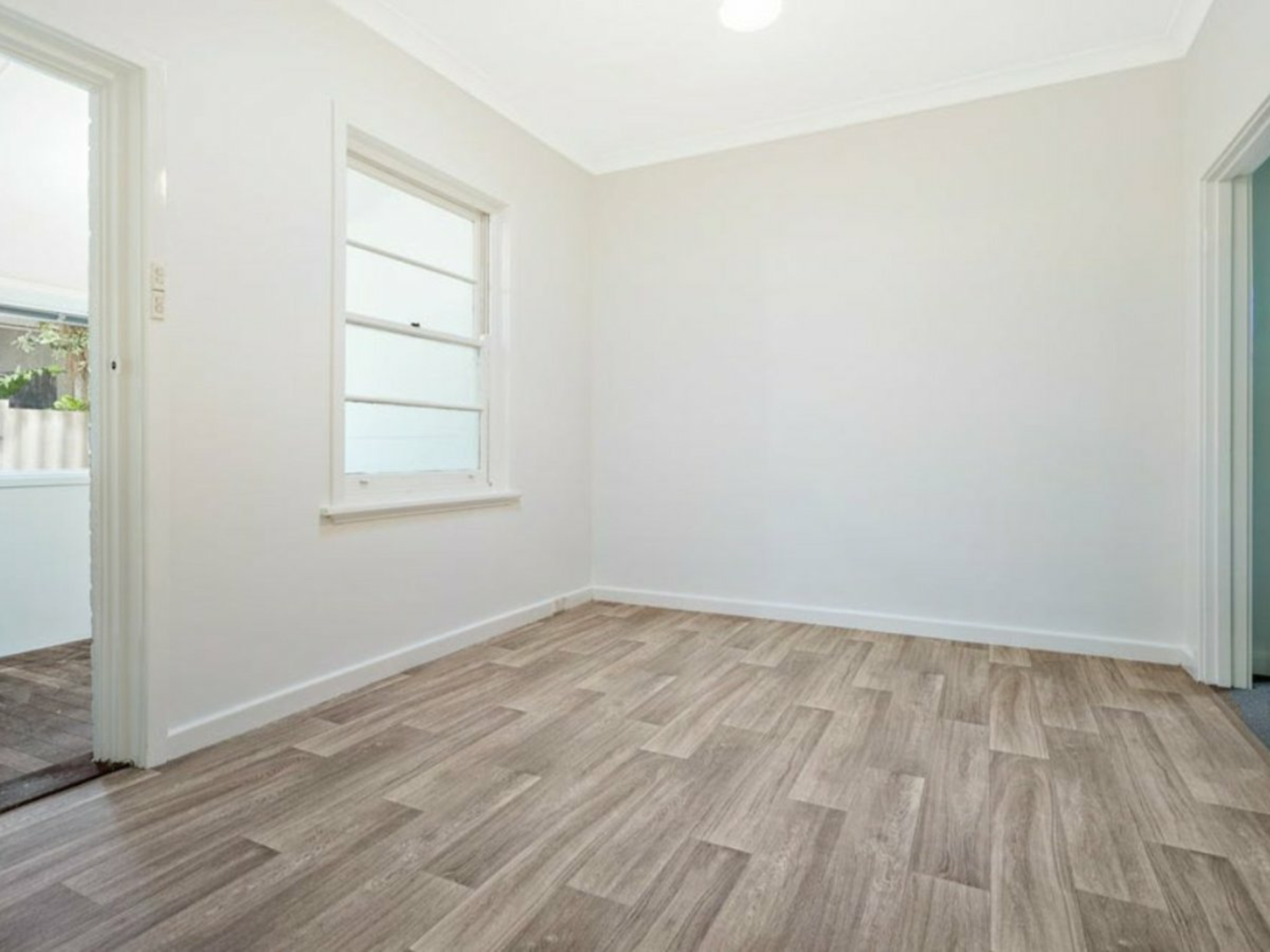 133 Medina Avenue — photo 12 of 17