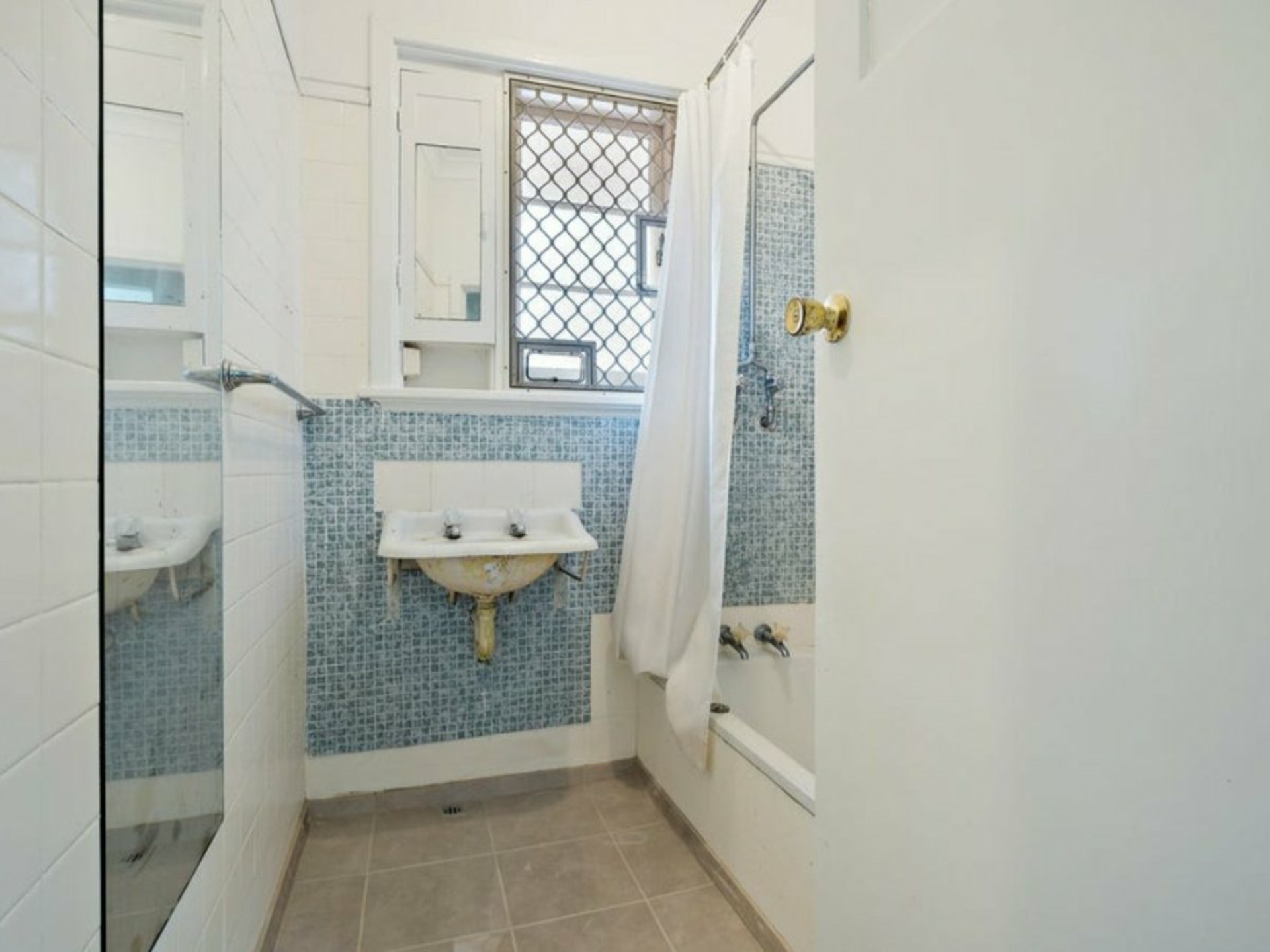 133 Medina Avenue — photo 15 of 17