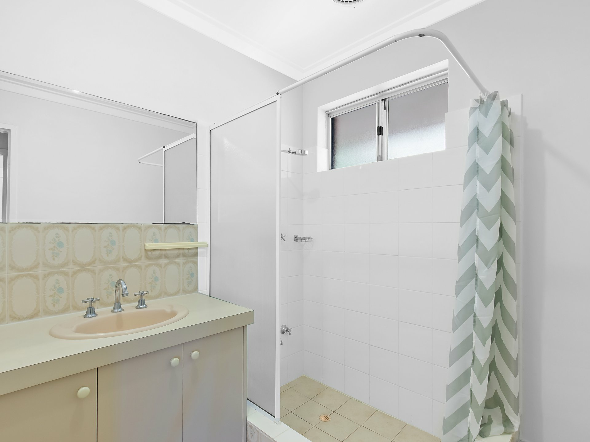 18 Morrit Way — photo 7 of 17