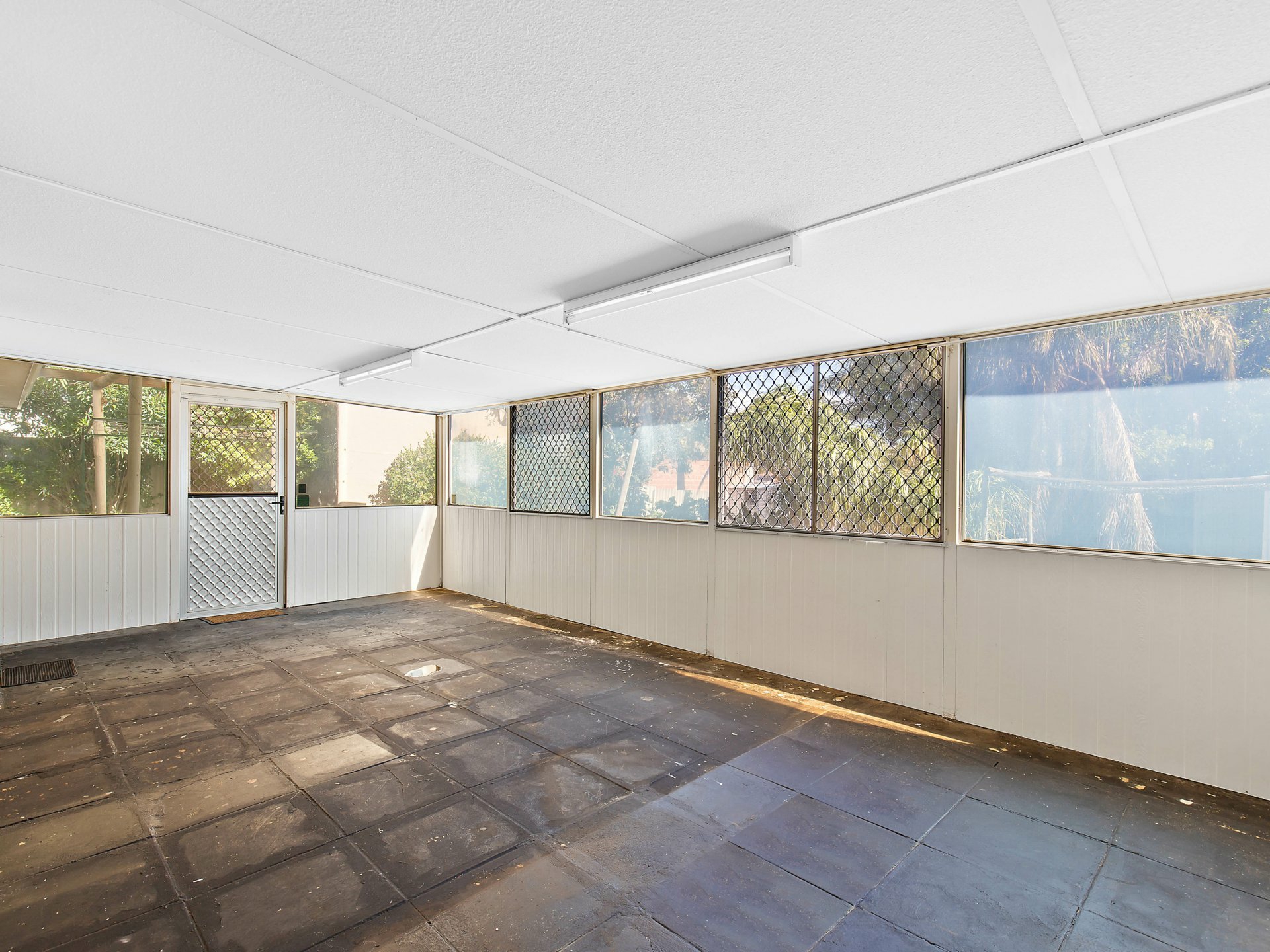 18 Morrit Way — photo 12 of 17