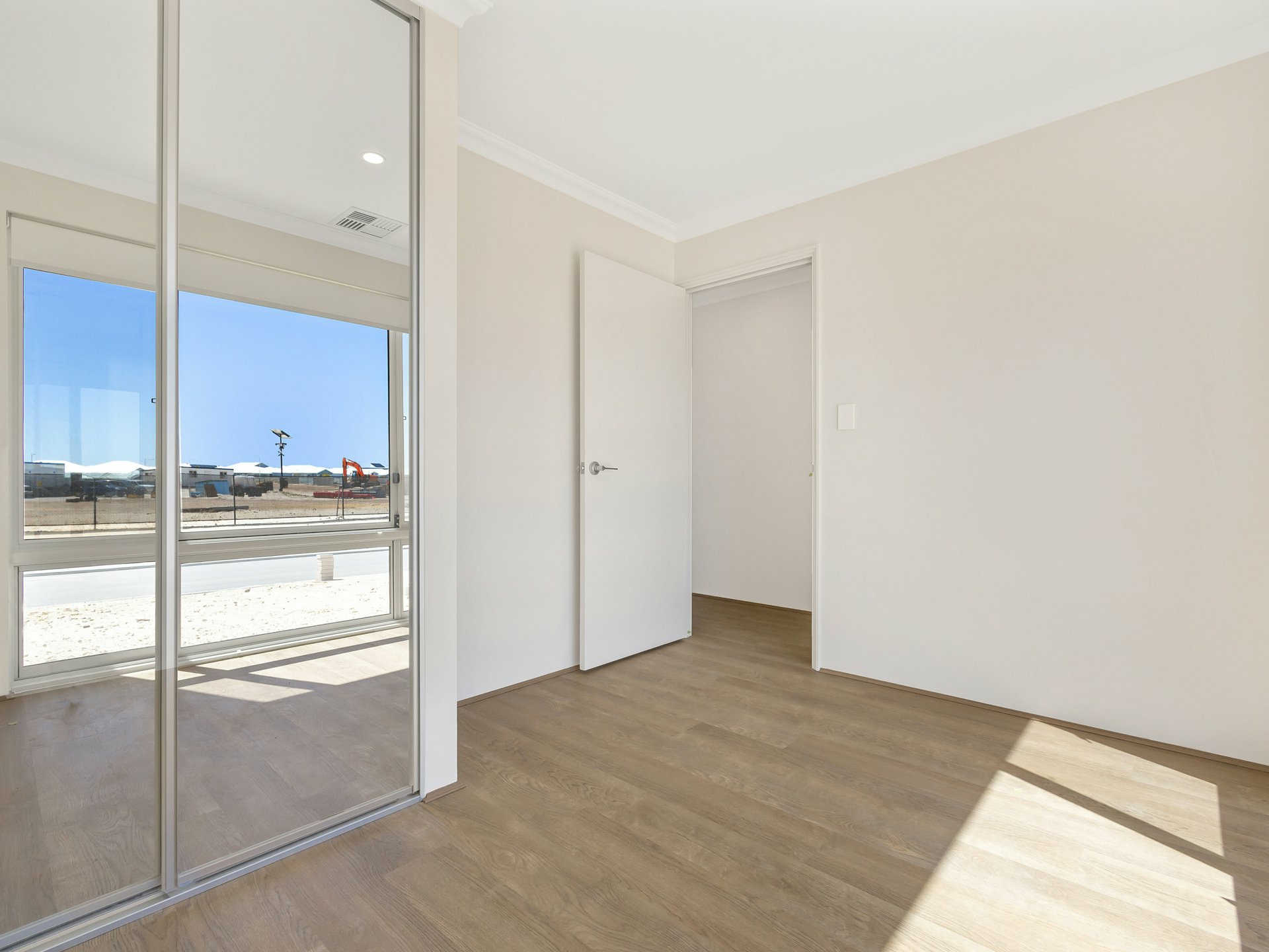 7 Topaz Way — photo 3 of 19